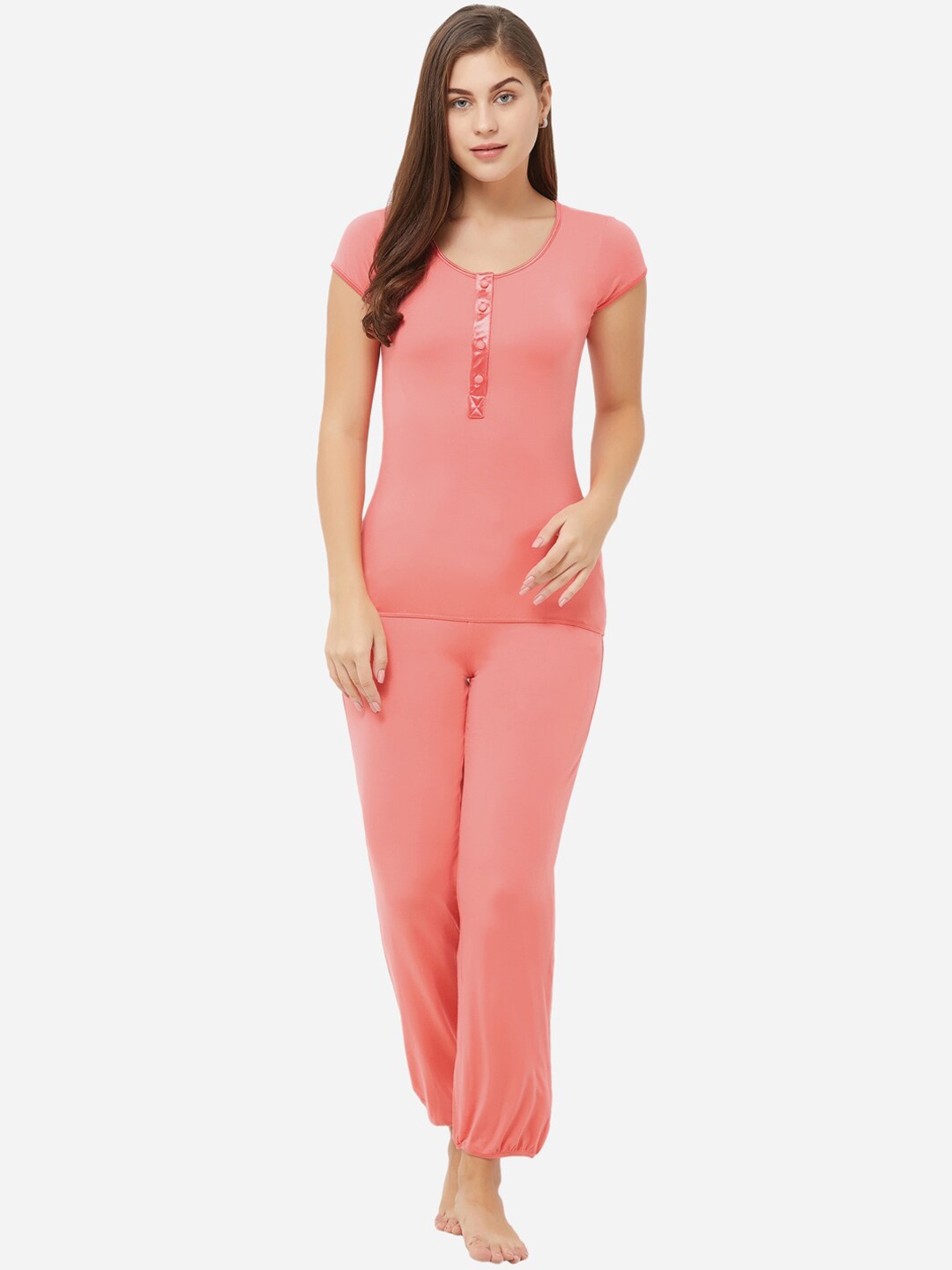 

Soie Knitted Top With Pyjama, Peach