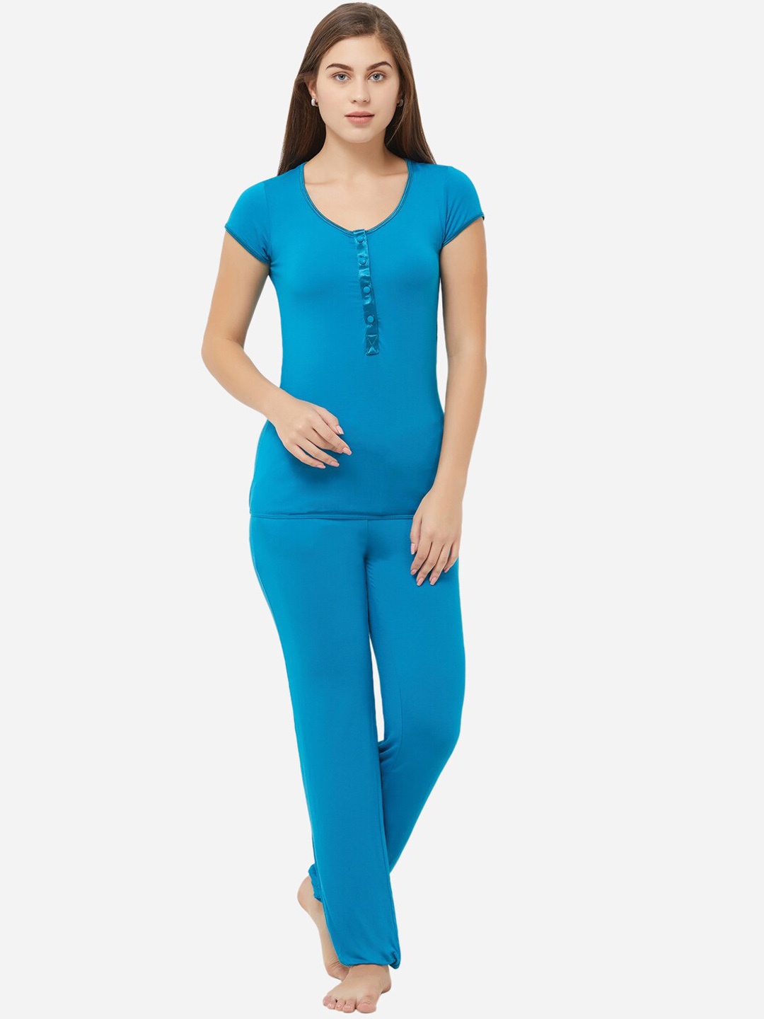 

Soie Knitted Top With Pyjama, Blue