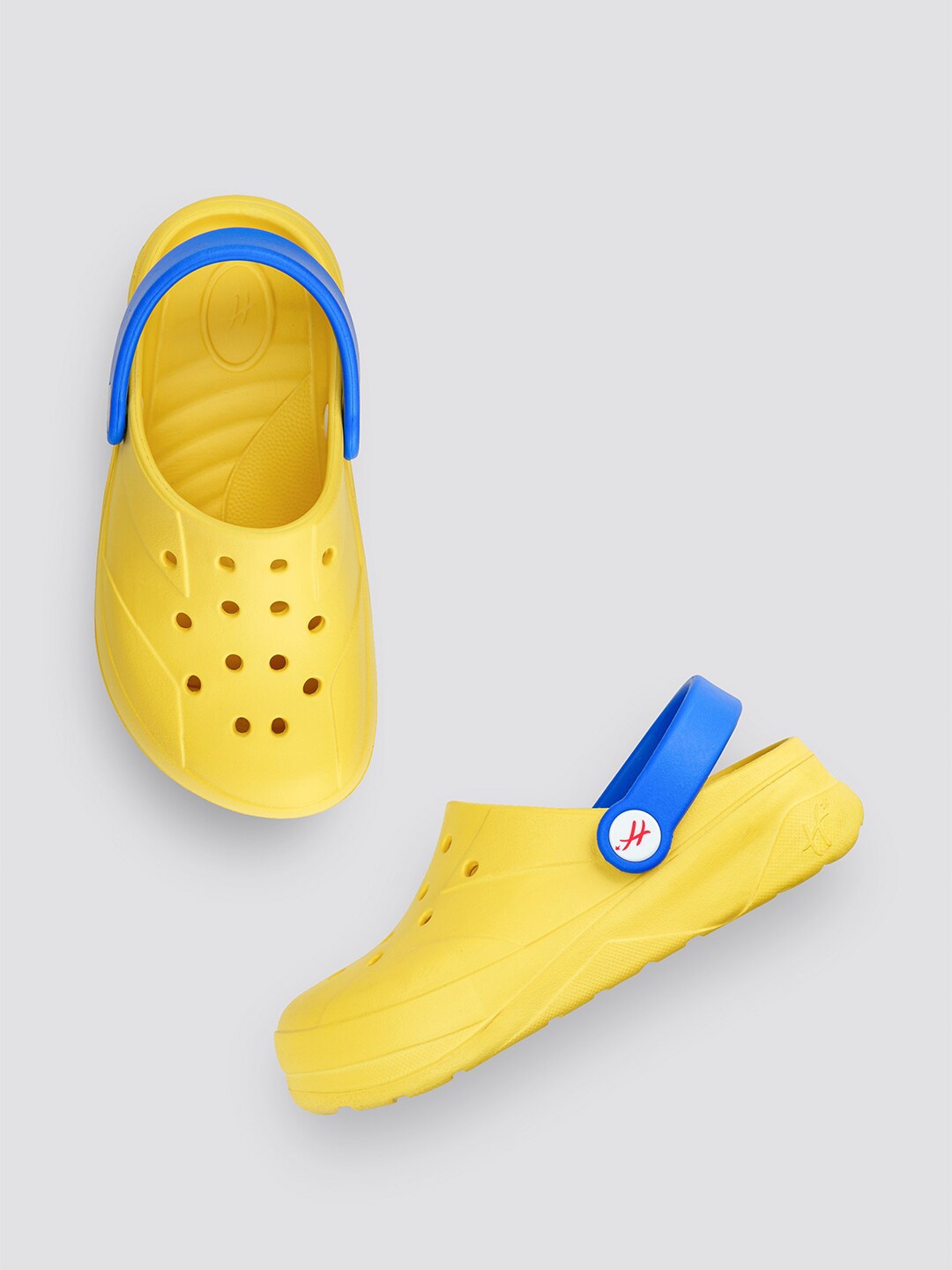 

H By Hamleys Boys Colourblocked Croslite Clogs, Yellow