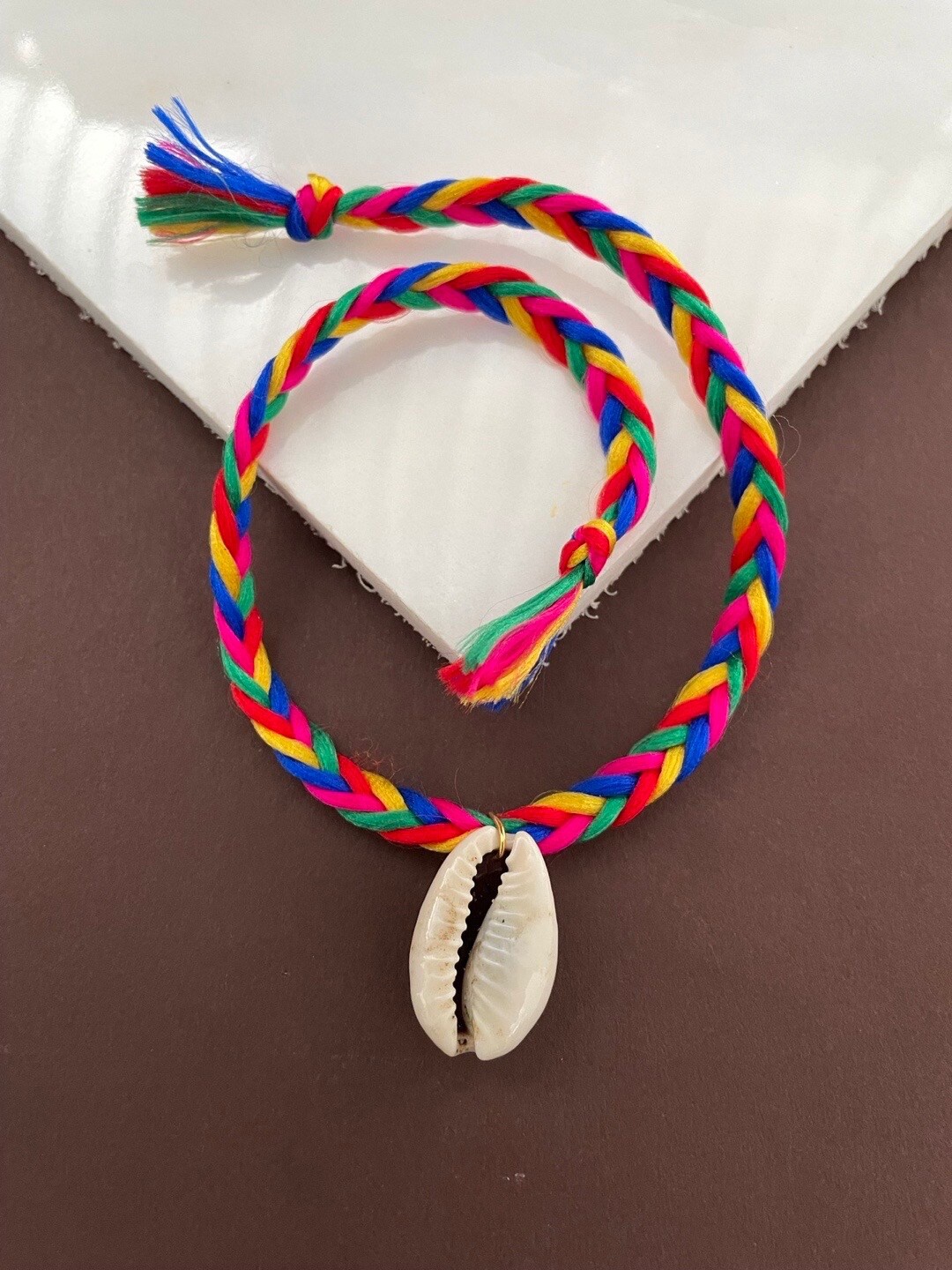 

Digital Dress Room Sea-shell Detail Rakhi, Red