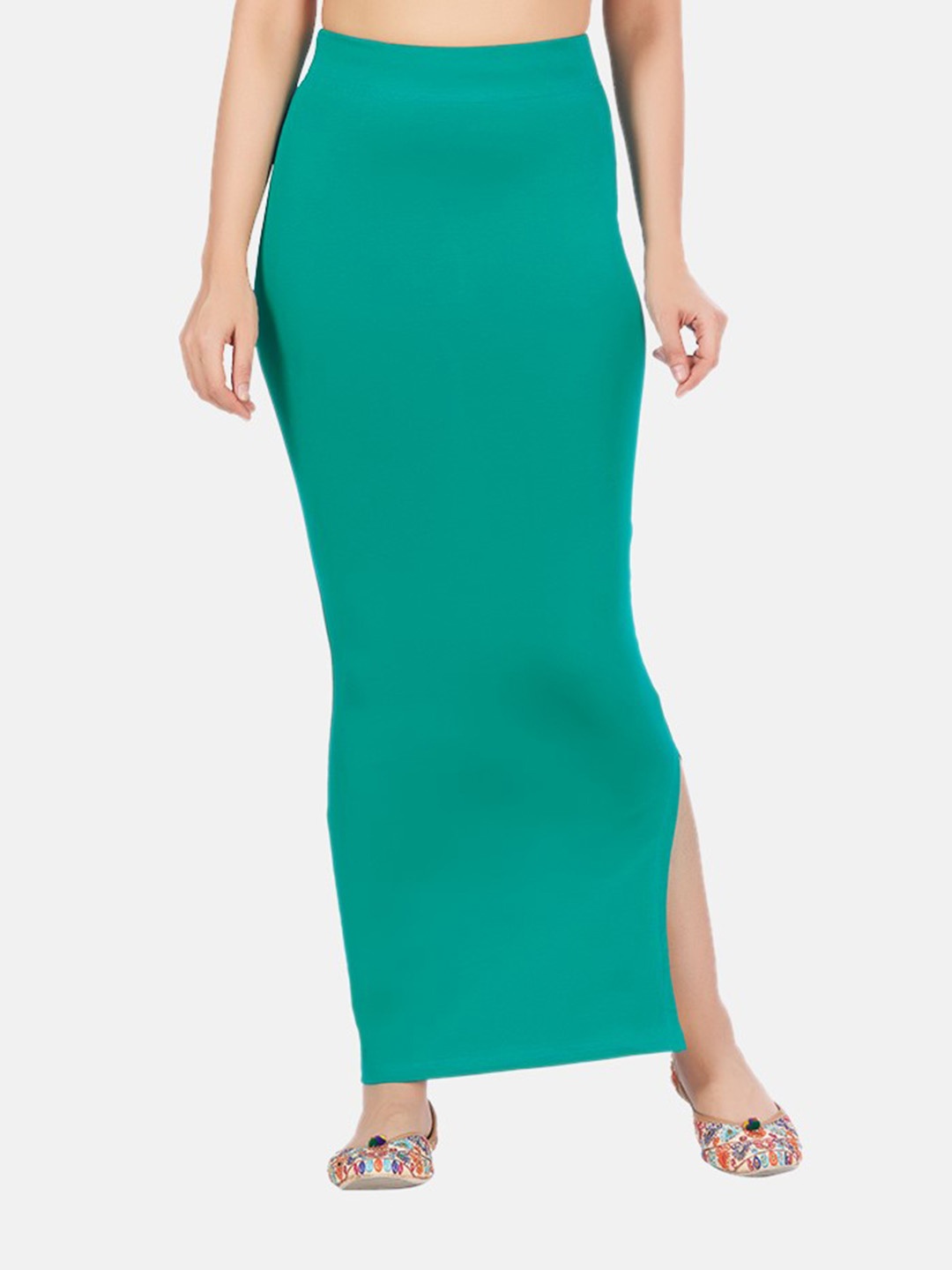 

Studio Shringaar High Rise Side Slit Stretchable Cotton Lycra Saree Shapewear, Green