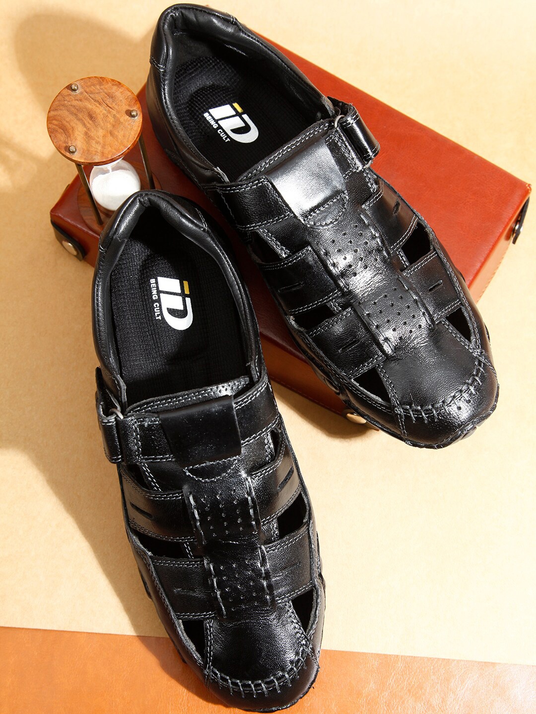 

ID Men Black Leather Fisherman Sandals