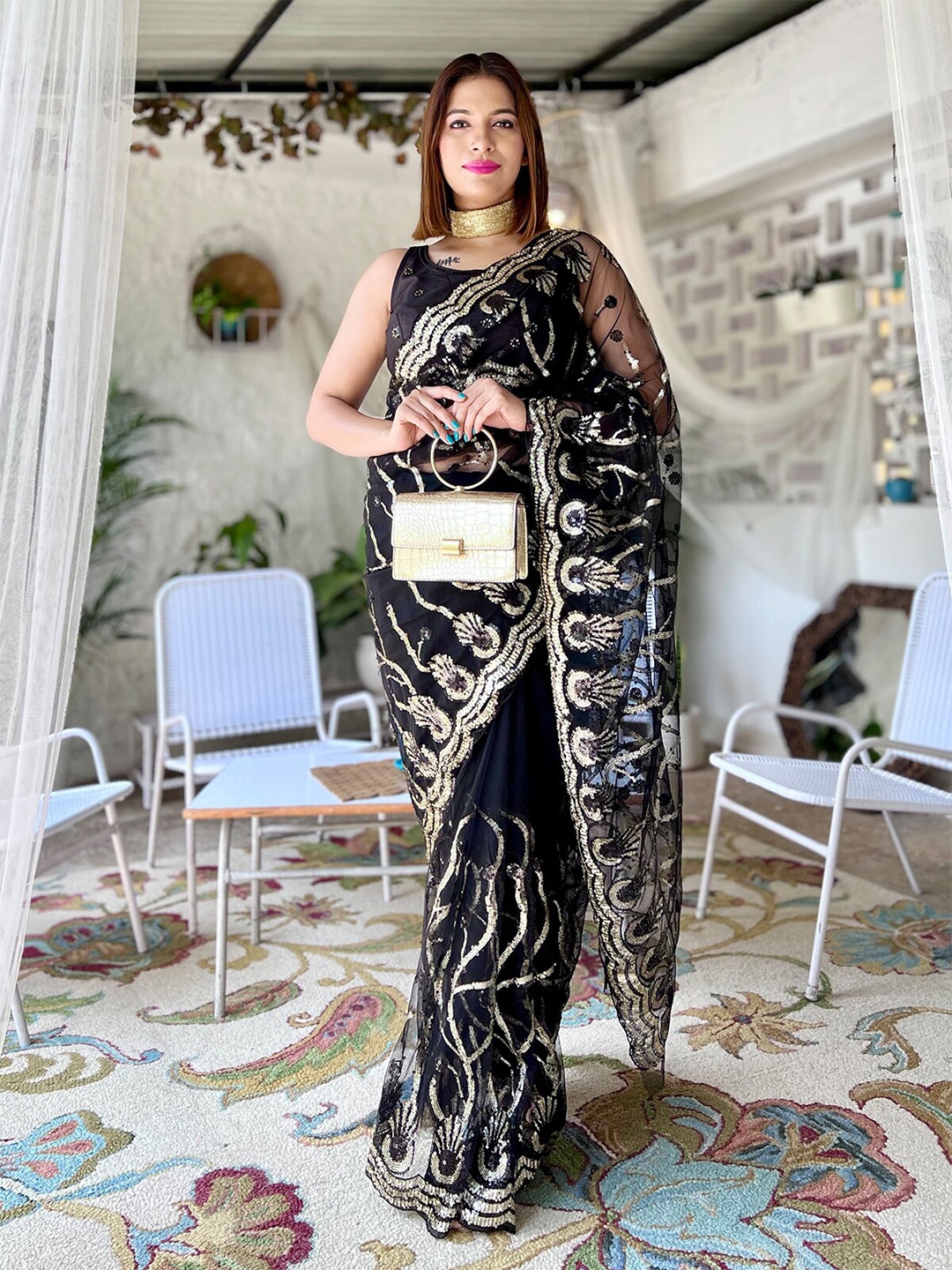 

ODETTE Embellished Sequinned Net Saree, Black