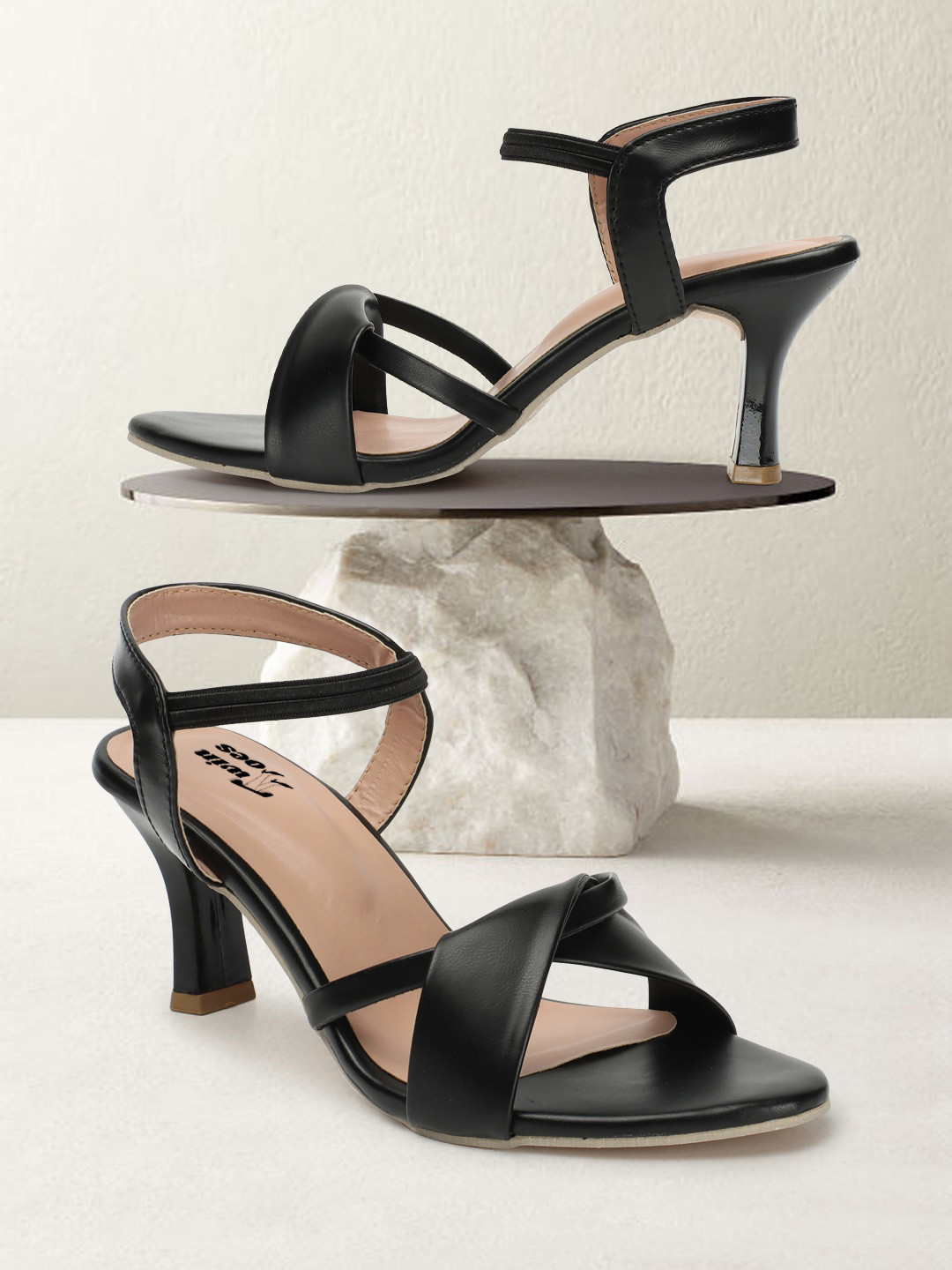 

TWIN TOES Party Block Heels With Backstrap, Black