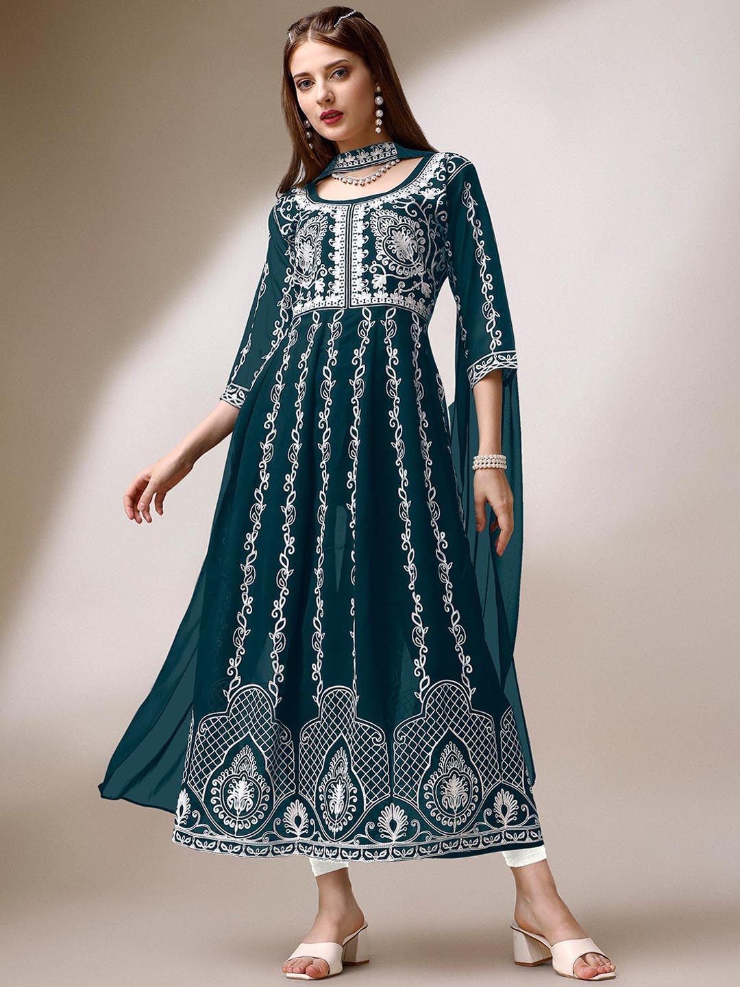 

FabFairy Floral Embroidered Georgette Anarkali Kurta With Dupatta, Teal