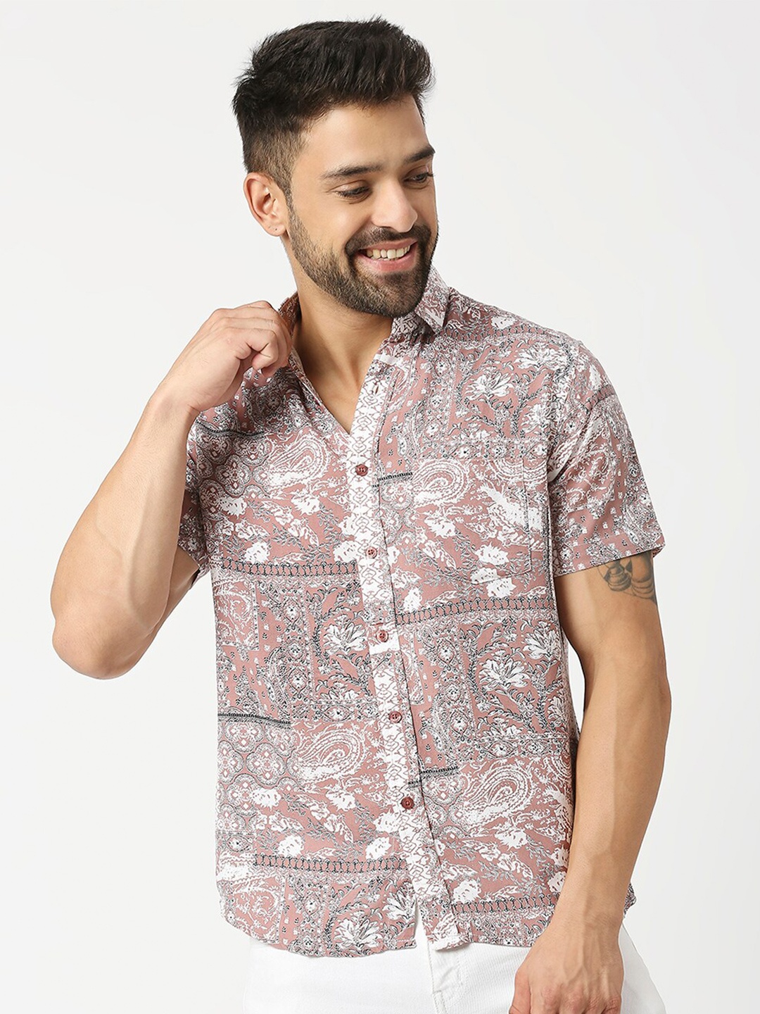 

MOD ECRU Ethnic Print Short Sleeve Casual Shirt, Red