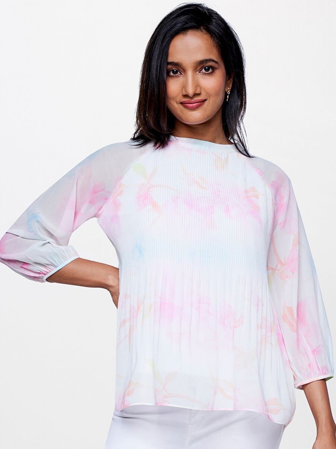 

AND Abstract Printed Raglan Sleeves Top, White
