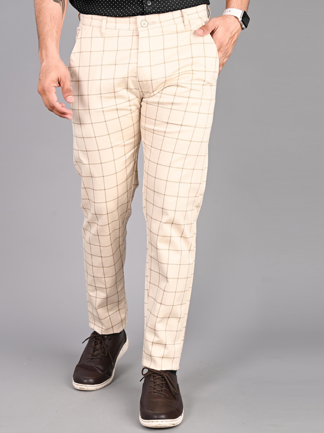 

FUBAR Men Checked Slim Fit Easy Wash Trousers, Cream