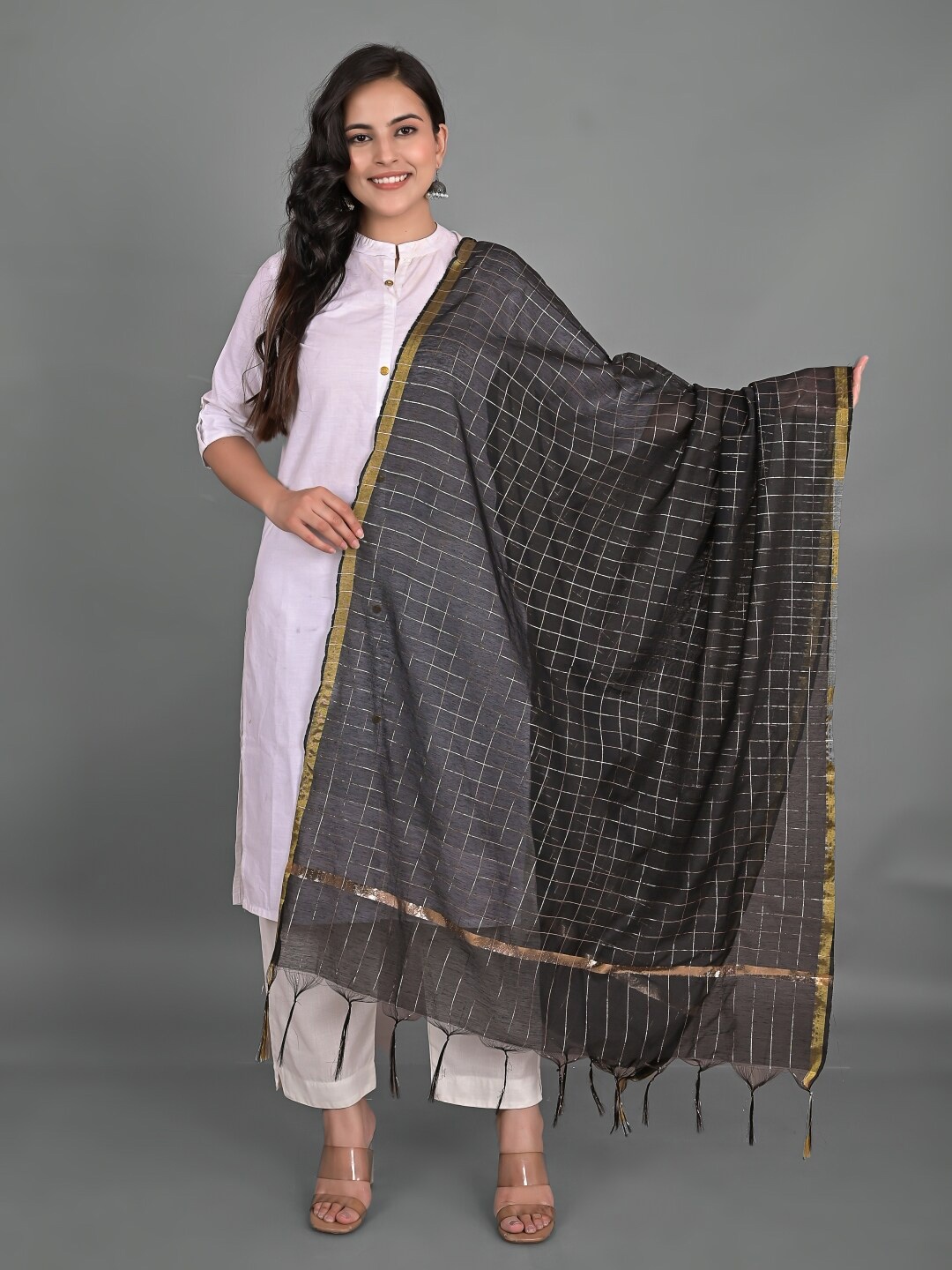 

Apratim Checked Dupatta With Zari, Black