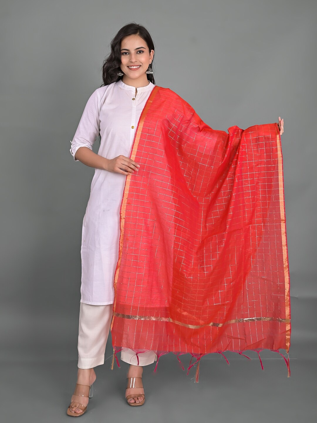 

Apratim Checked Dupatta With Zari, Red