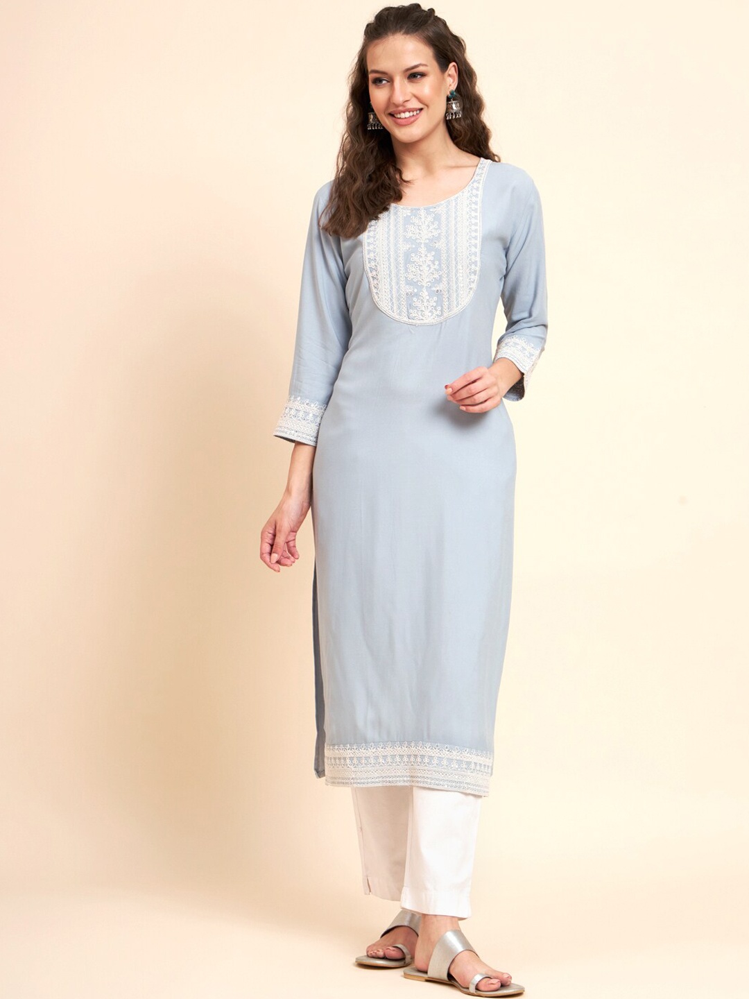 

VAIRAGEE Ethnic Motifs Yoke Design Thread Work Straight Kurta, Blue