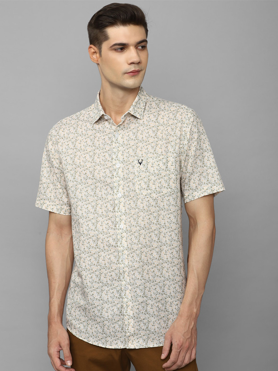 

Allen Solly Plus Size Floral Printed Slim Fit Cotton Casual Shirt, Beige