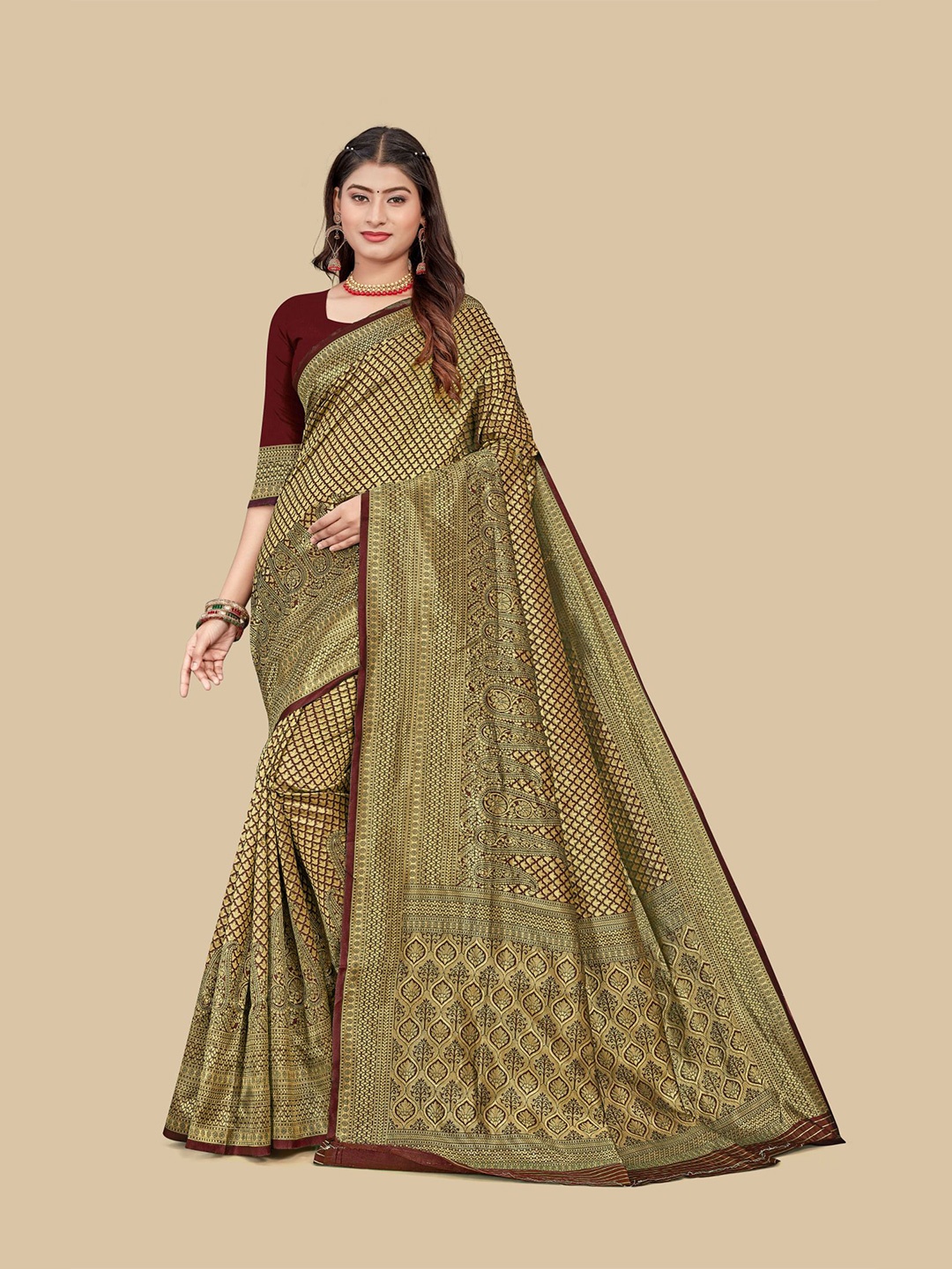

Dori Ethnic Motif Woven Design Zari Saree, Maroon