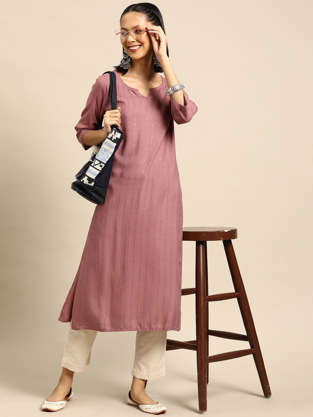 

Sangria Women Sequinned Striped Kurta, Mauve