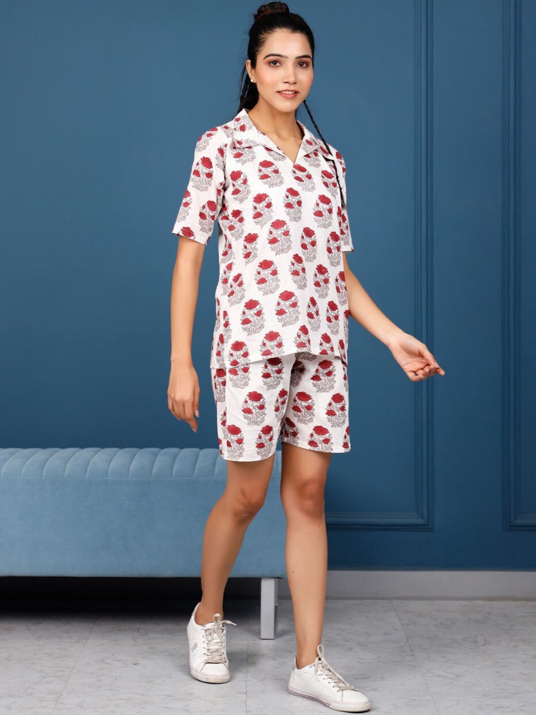 

PHEETA Floral Printed Cotton Top with Shorts, White