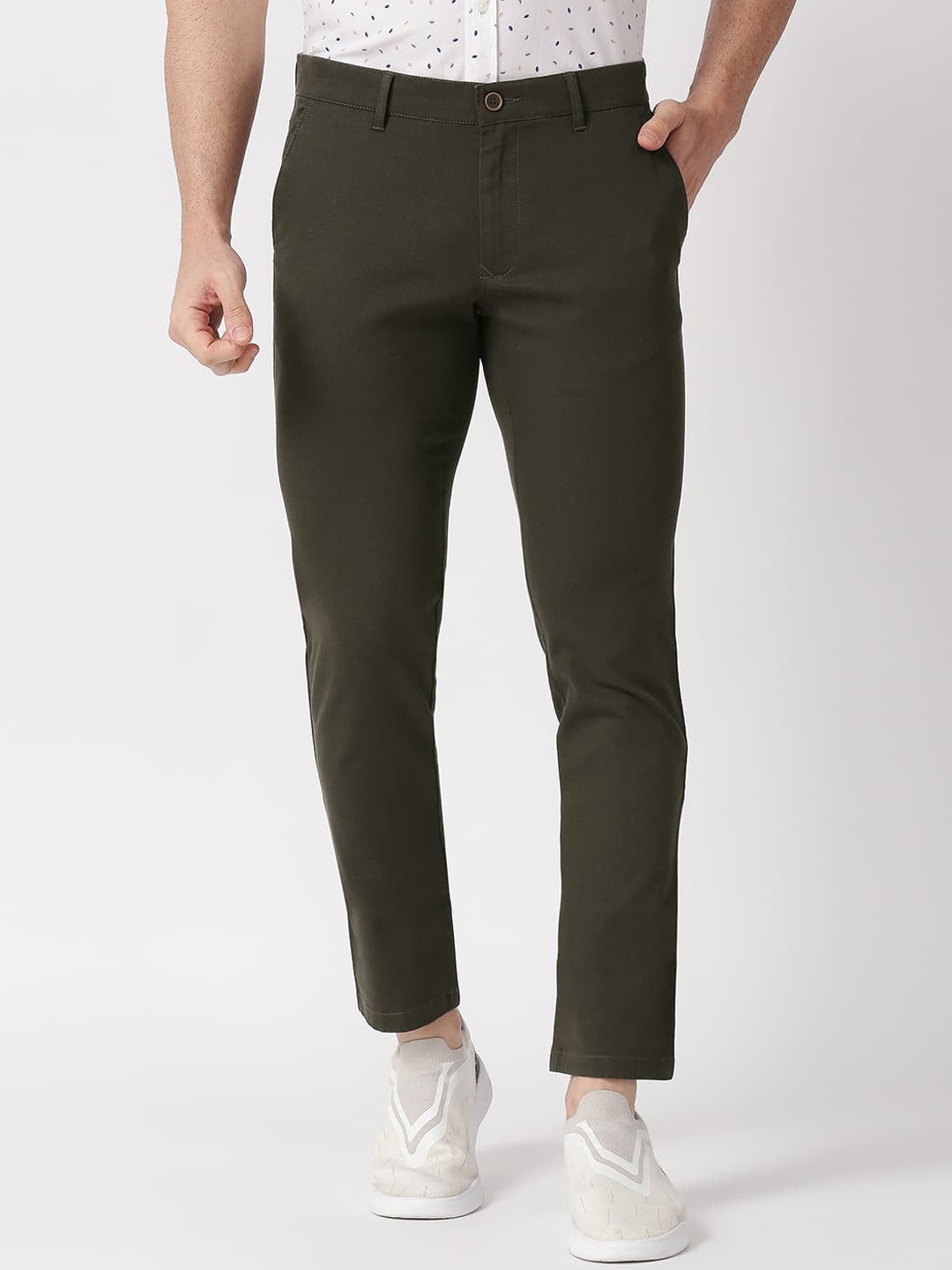 

Basics Tapered Fit Mid-Rise Plain Woven Cotton Casual Flat Front Regular Trousers, Brown