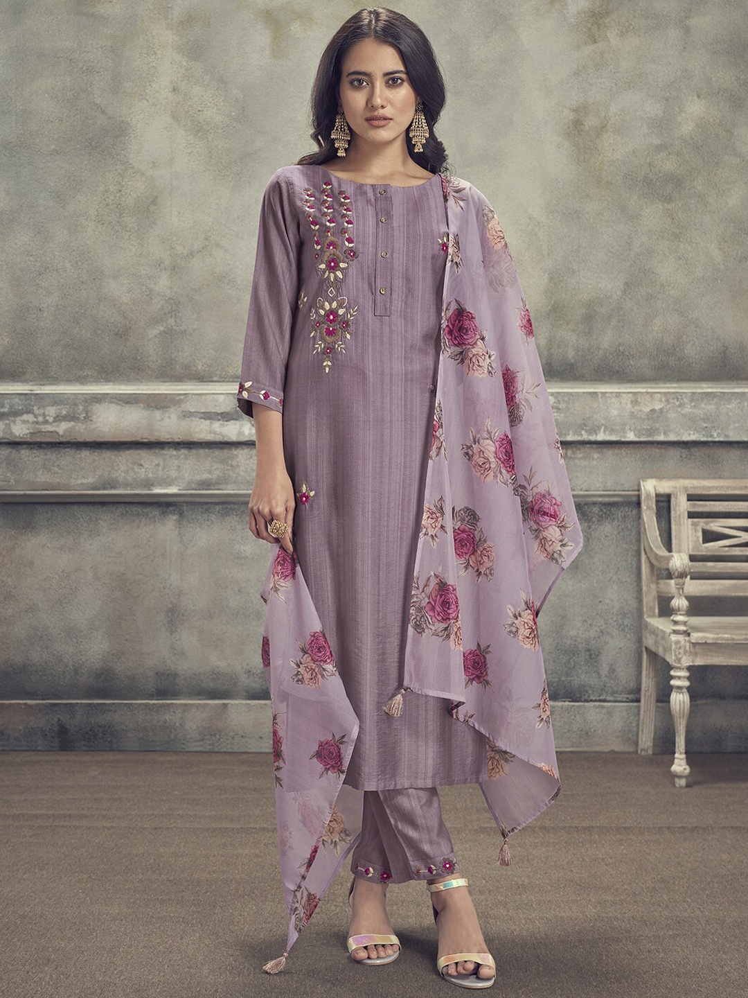 

Indo Era Floral Embroidered Kurta with Trousers & Dupatta, Mauve