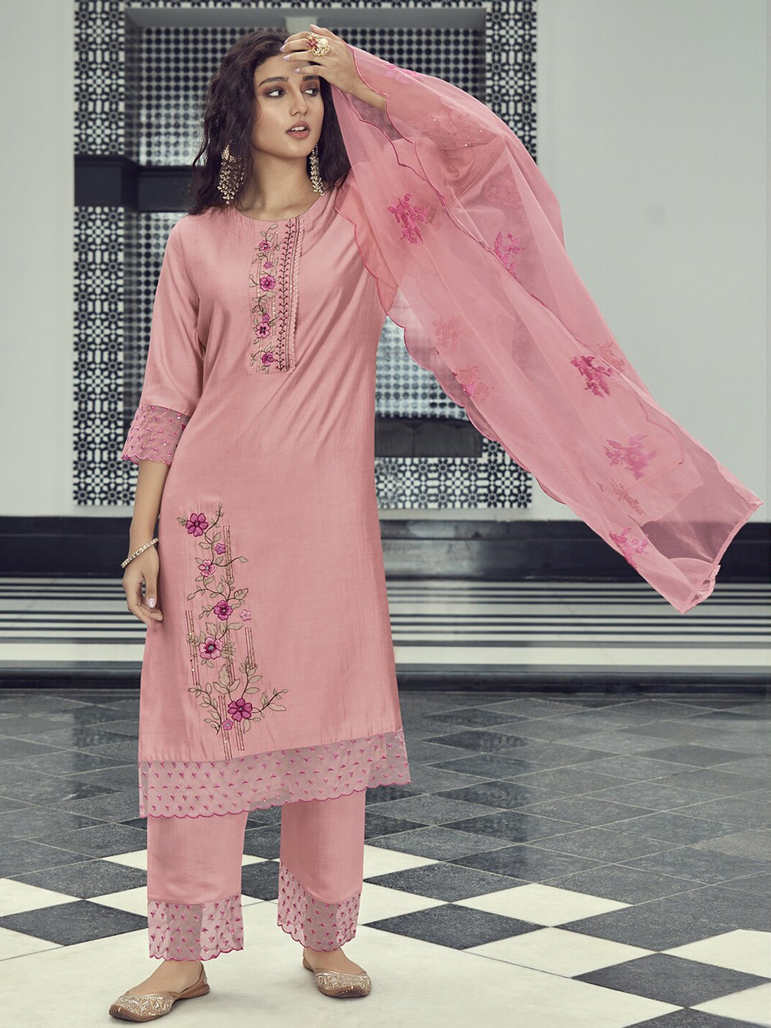 

Indo Era Pink Floral Embroidered Regular Kurta With Trousers & Dupatta