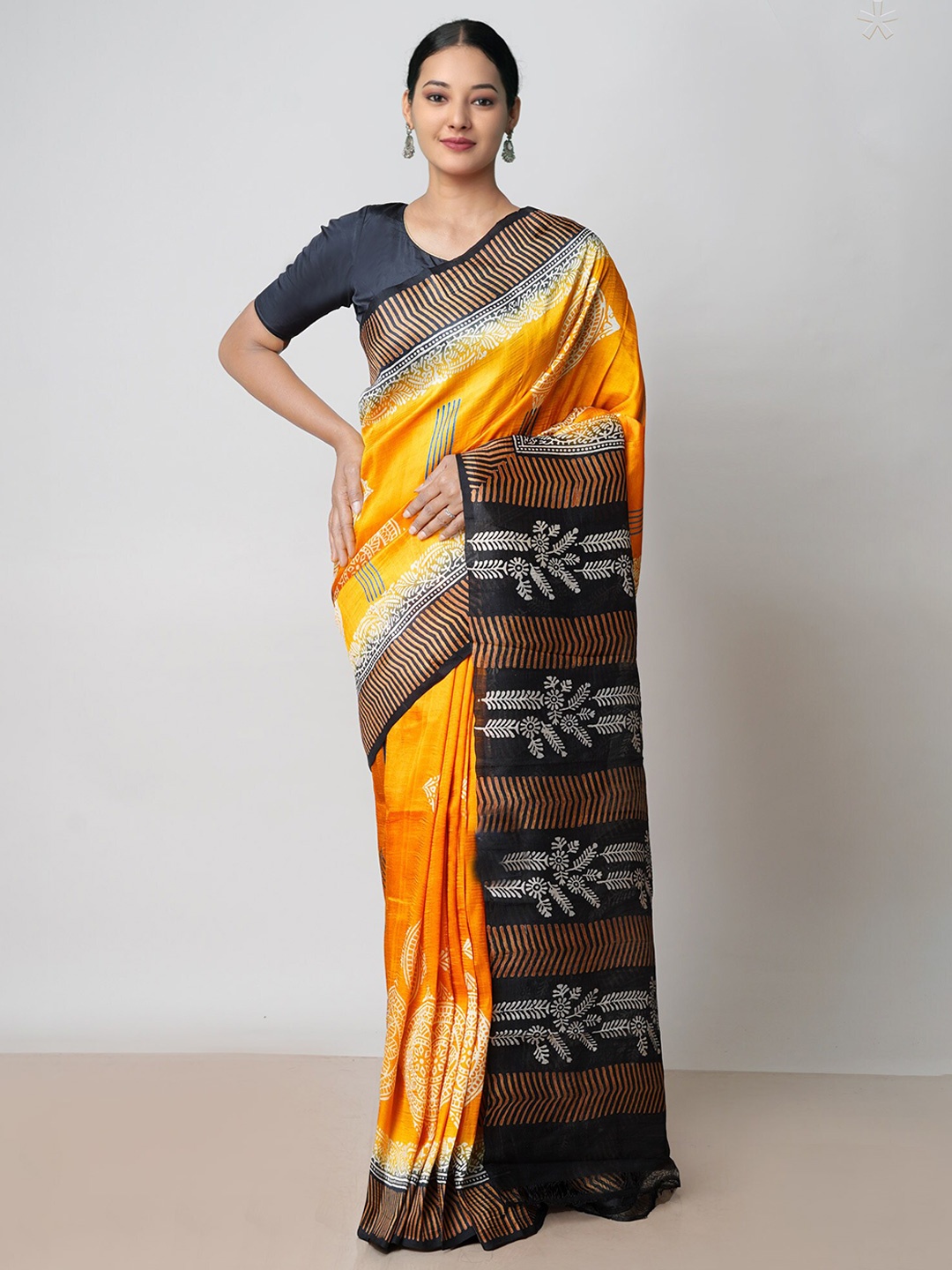 

Unnati Silks Ethnic Motifs Handloom Mysore Silk Saree, Yellow
