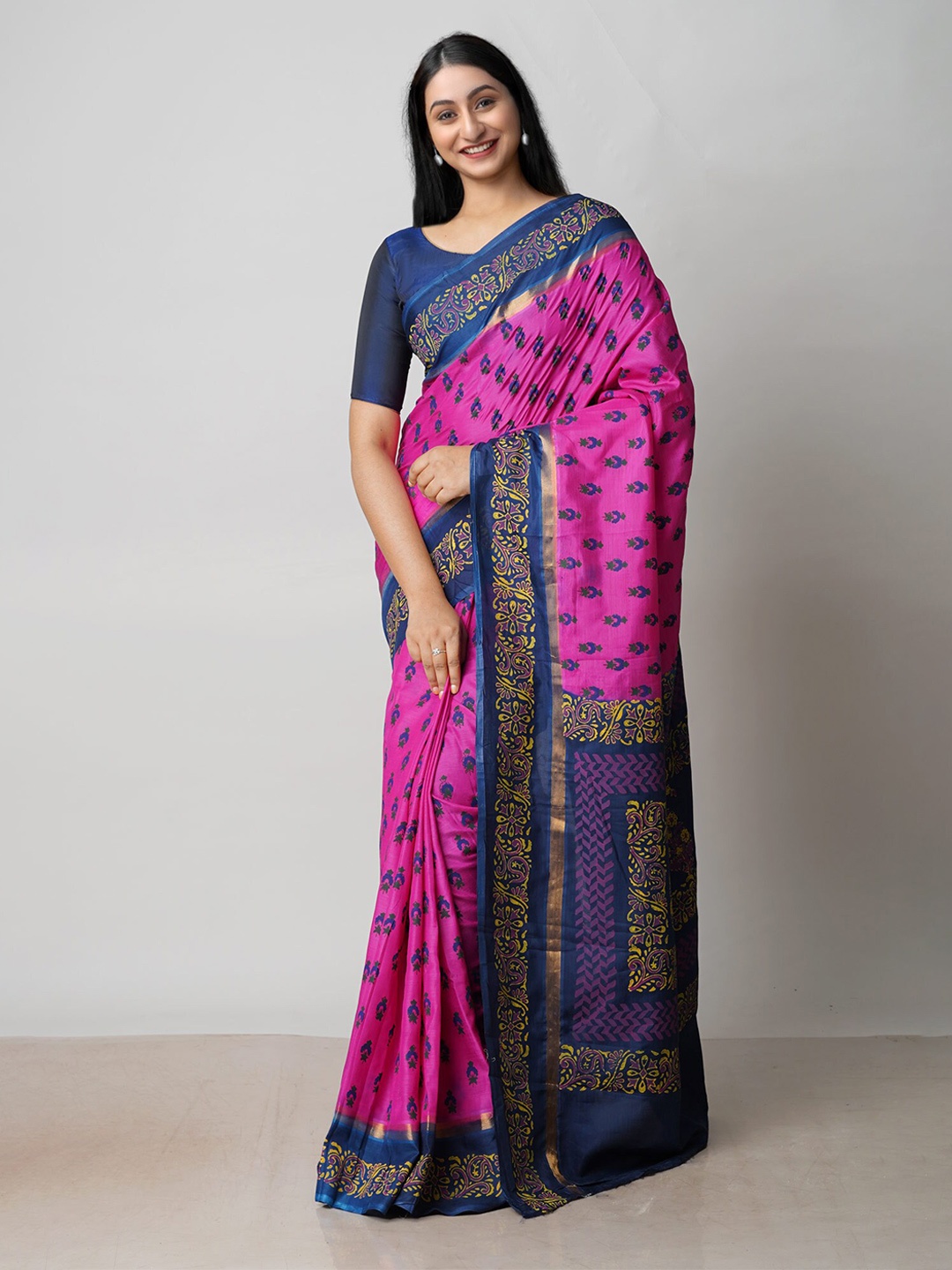 

Unnati Silks Ethnic Motifs Silk Blend Baluchari Saree, Pink