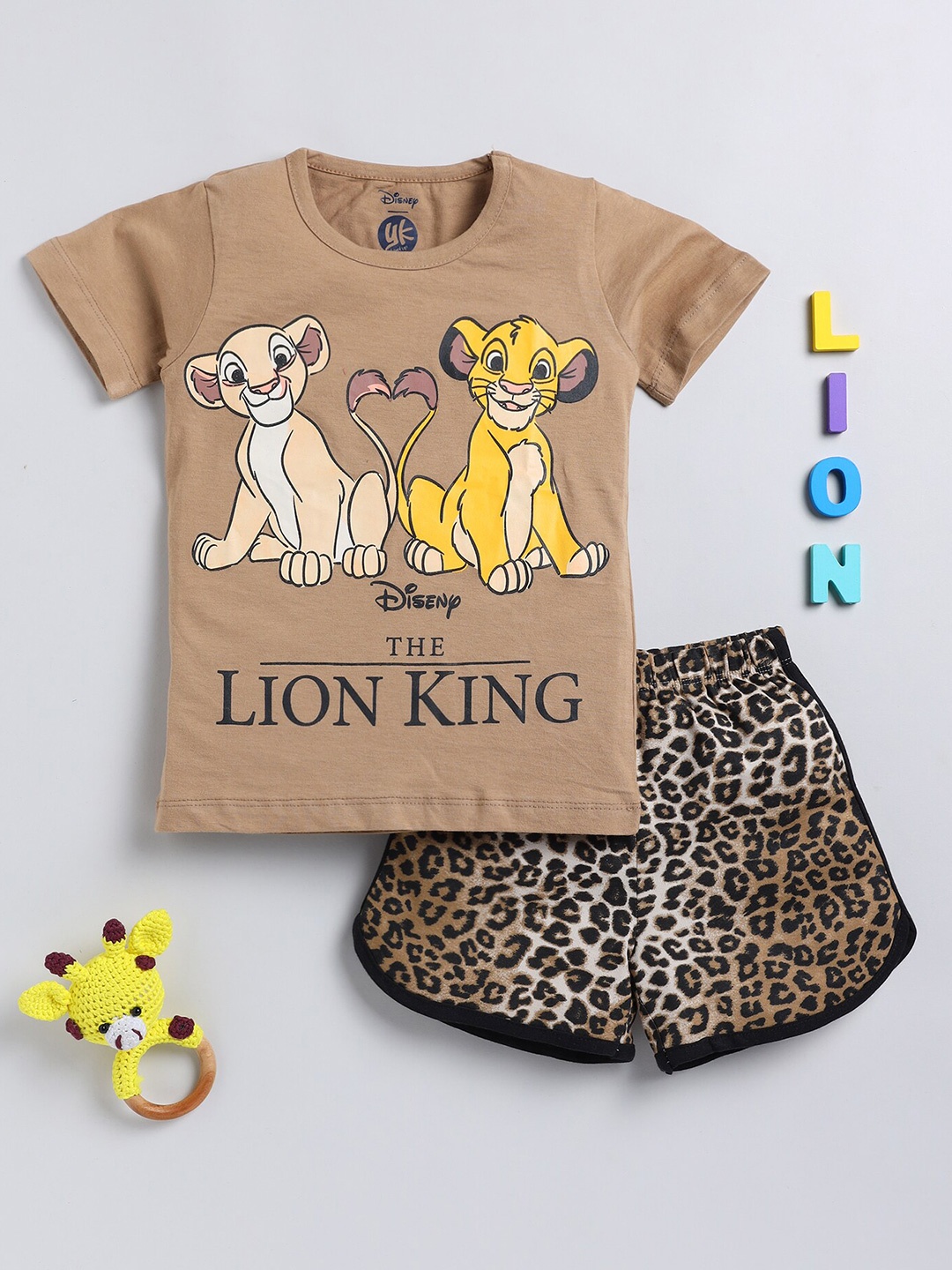 

YK Disney Girls Lion King Printed T-shirt With Shorts, Brown