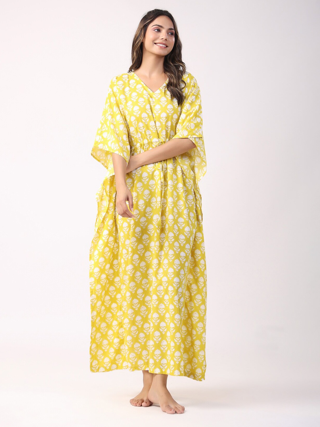 

JISORA Yellow Floral Printed Pure Cotton Maxi Kaftan Nightdress