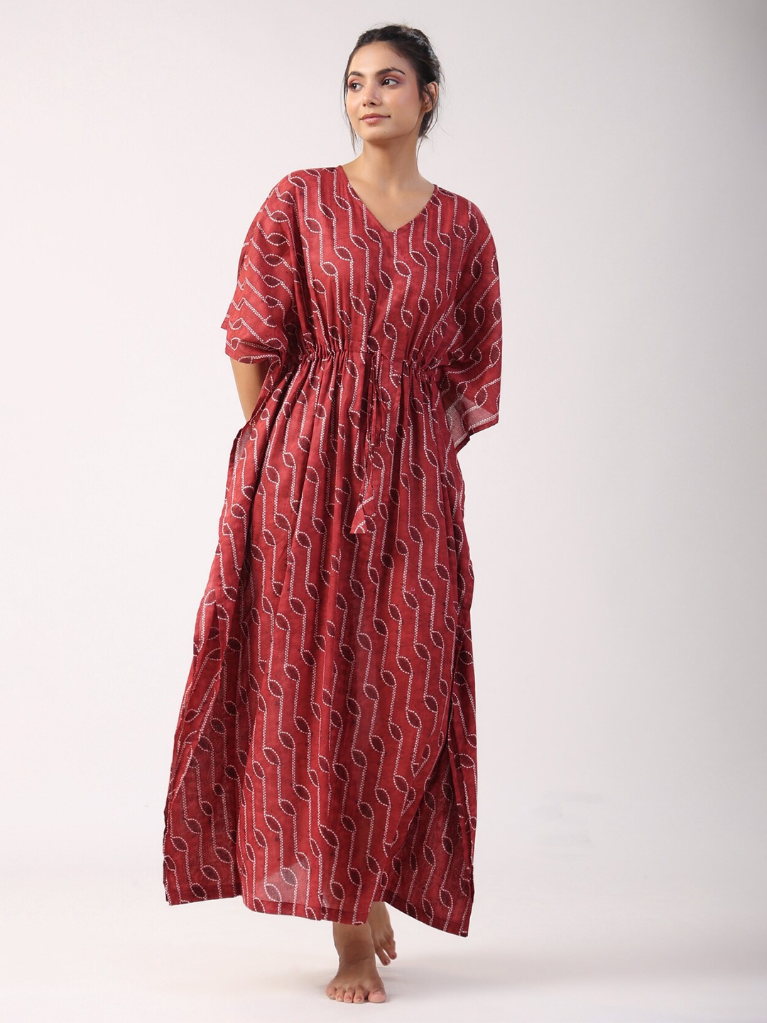 

JISORA Red Geometric Printed Pure Cotton Maxi Kaftan Nightdress
