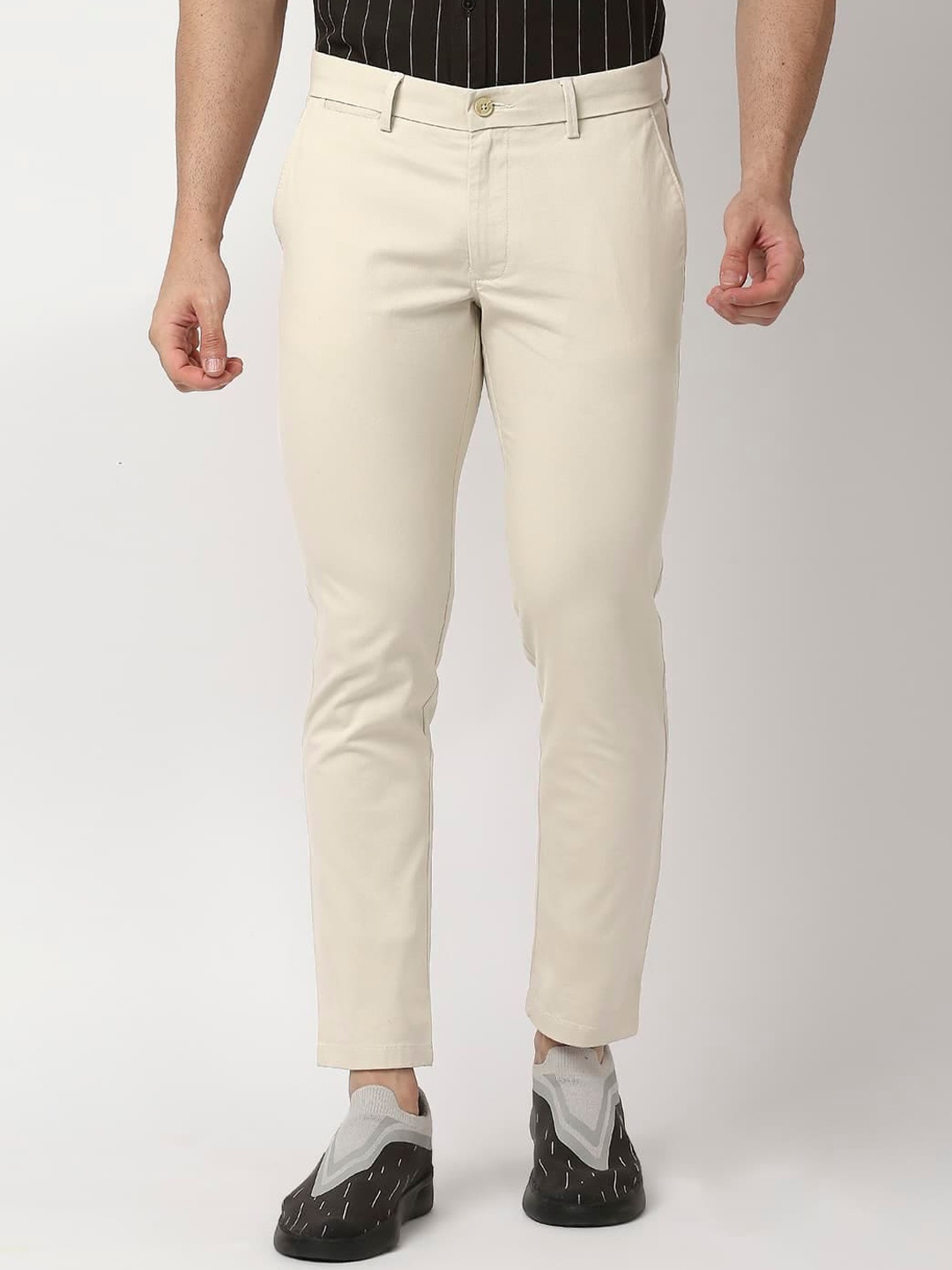 

Basics Tapered Fit Mid-Rise Plain Woven Cotton Casual Flat Front Regular Trousers, Beige