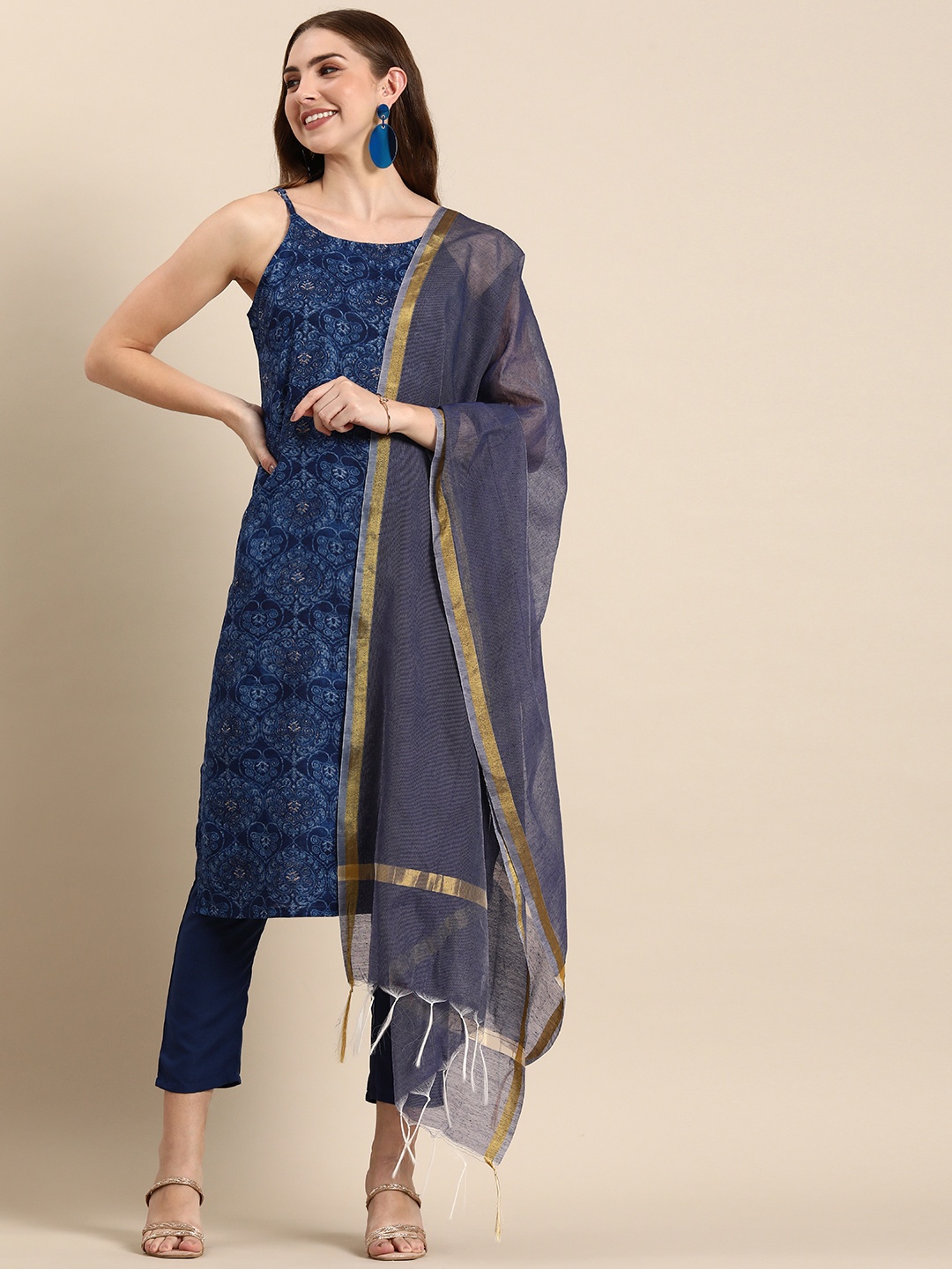 

Anouk Ethnic Motifs Printed Regular Kurta with Trousers & Dupatta, Navy blue