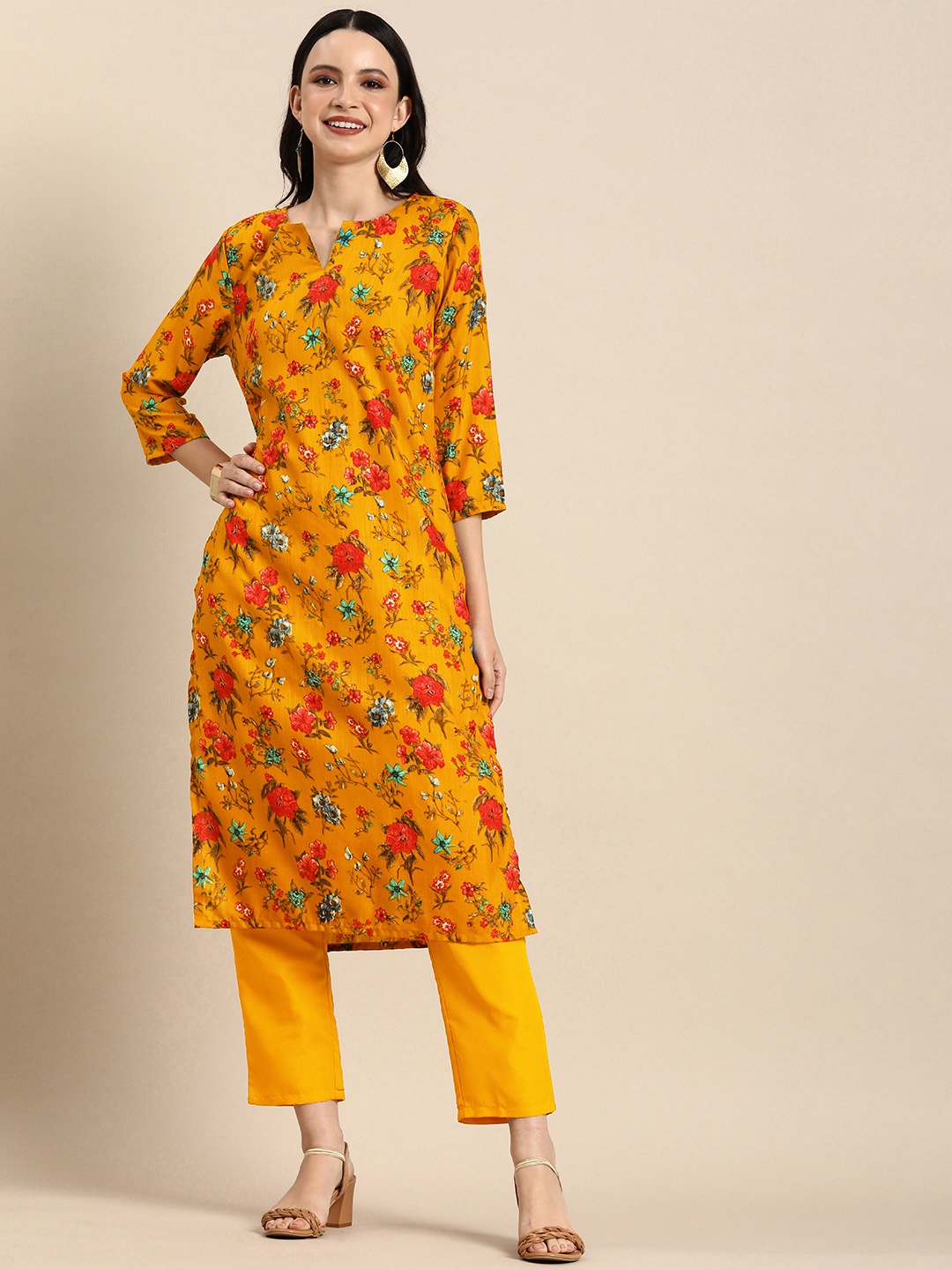 

Anouk Floral Printed Regular Kurta with Trousers, Mustard