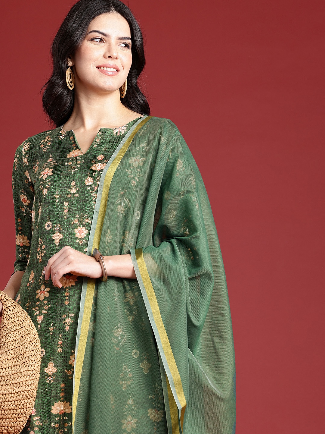 

Anouk FloralPrinted Regular Kurta With Trousers & With Dupatta, Green