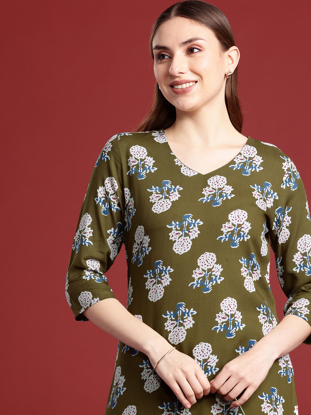 

Anouk Floral Printed Regular Kurta With Palazzos, Olive