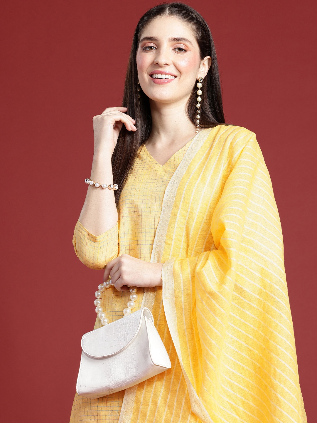 

Anouk Checked Regular Kurta with Palazzos & Dupatta, Yellow