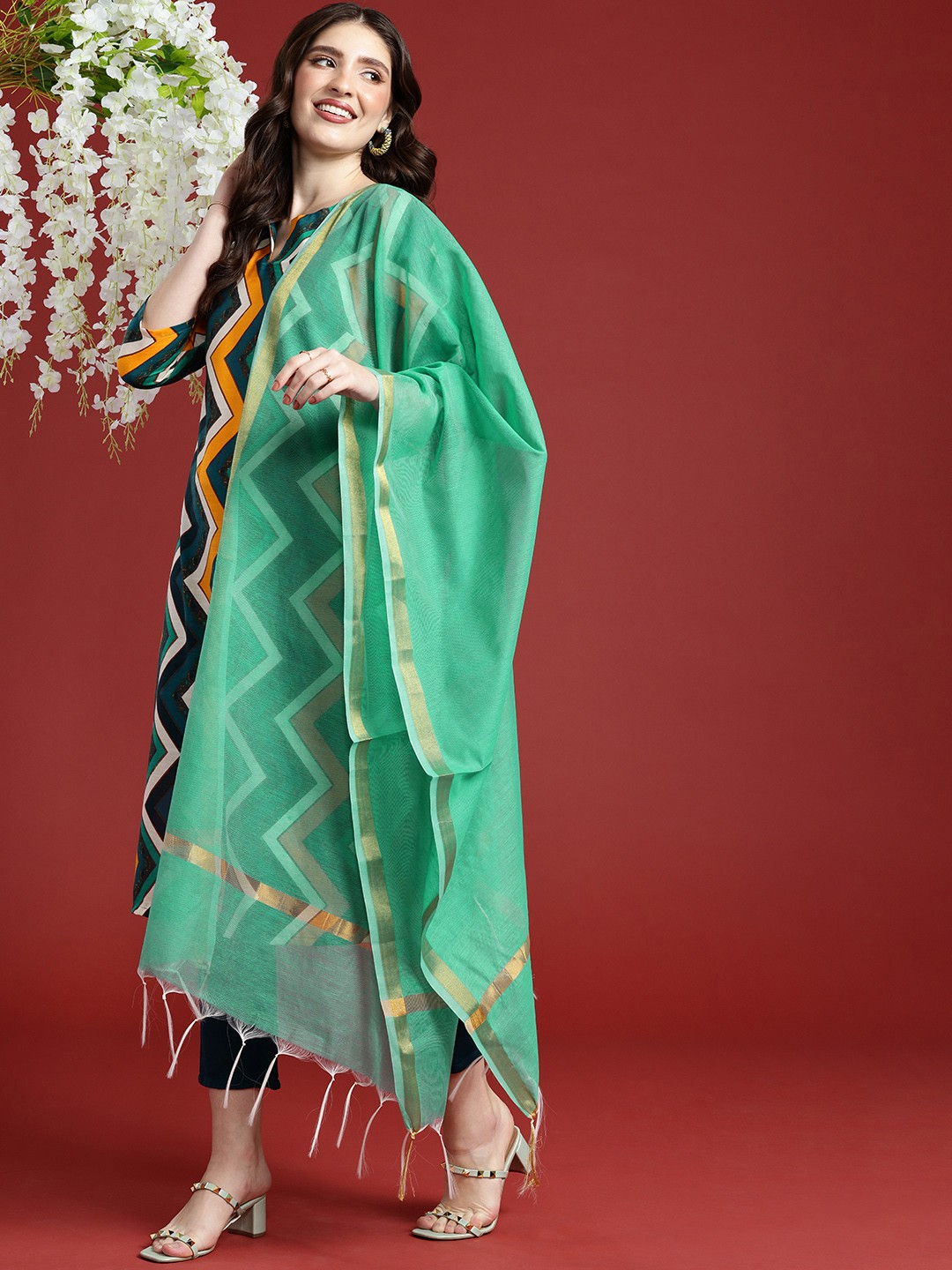 

Anouk Women Chevron Regular Kurta With Trousers & Dupatta, Teal