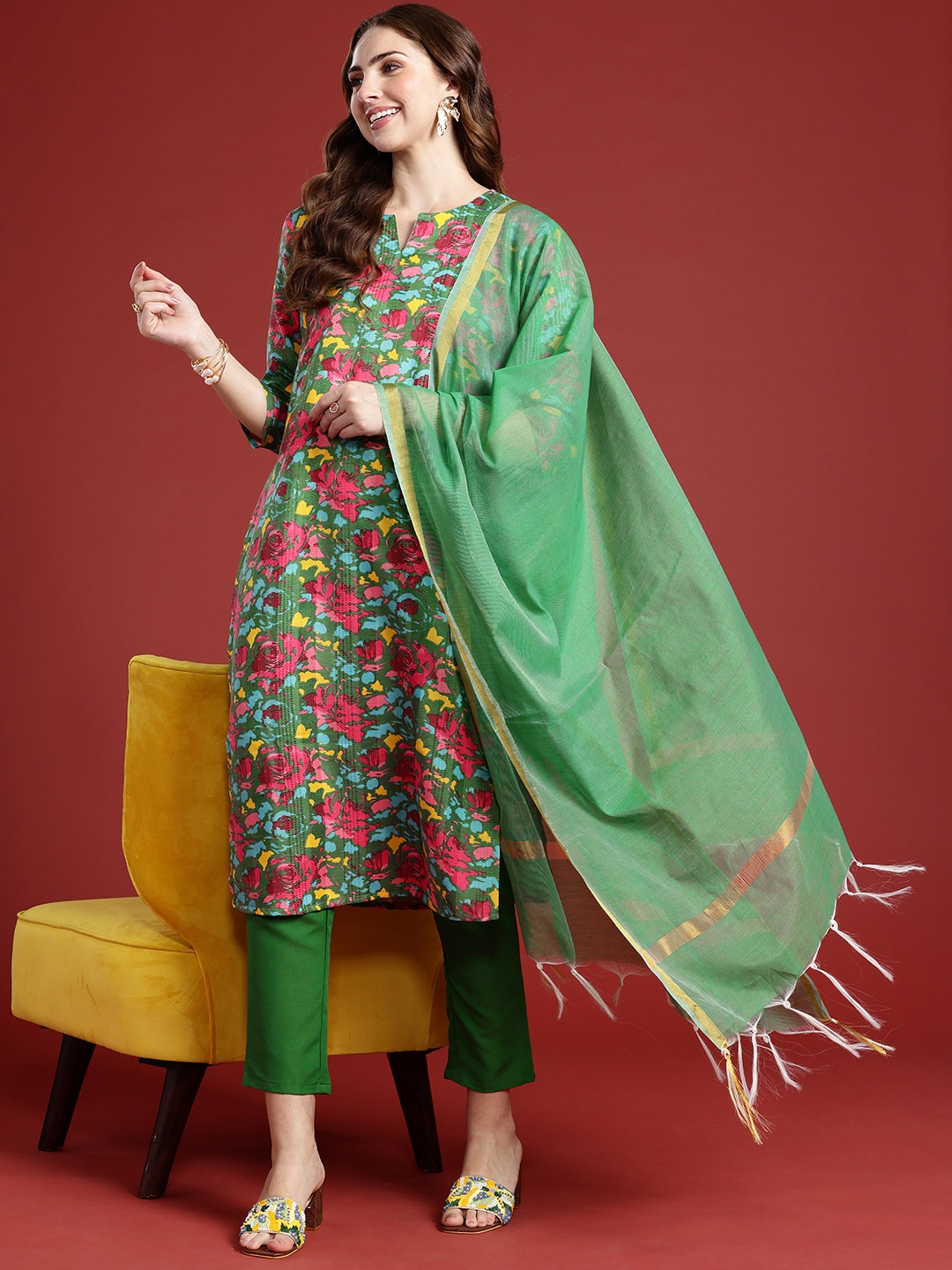 

Anouk Floral Printed Regular Kurta with Trousers & Dupatta, Green