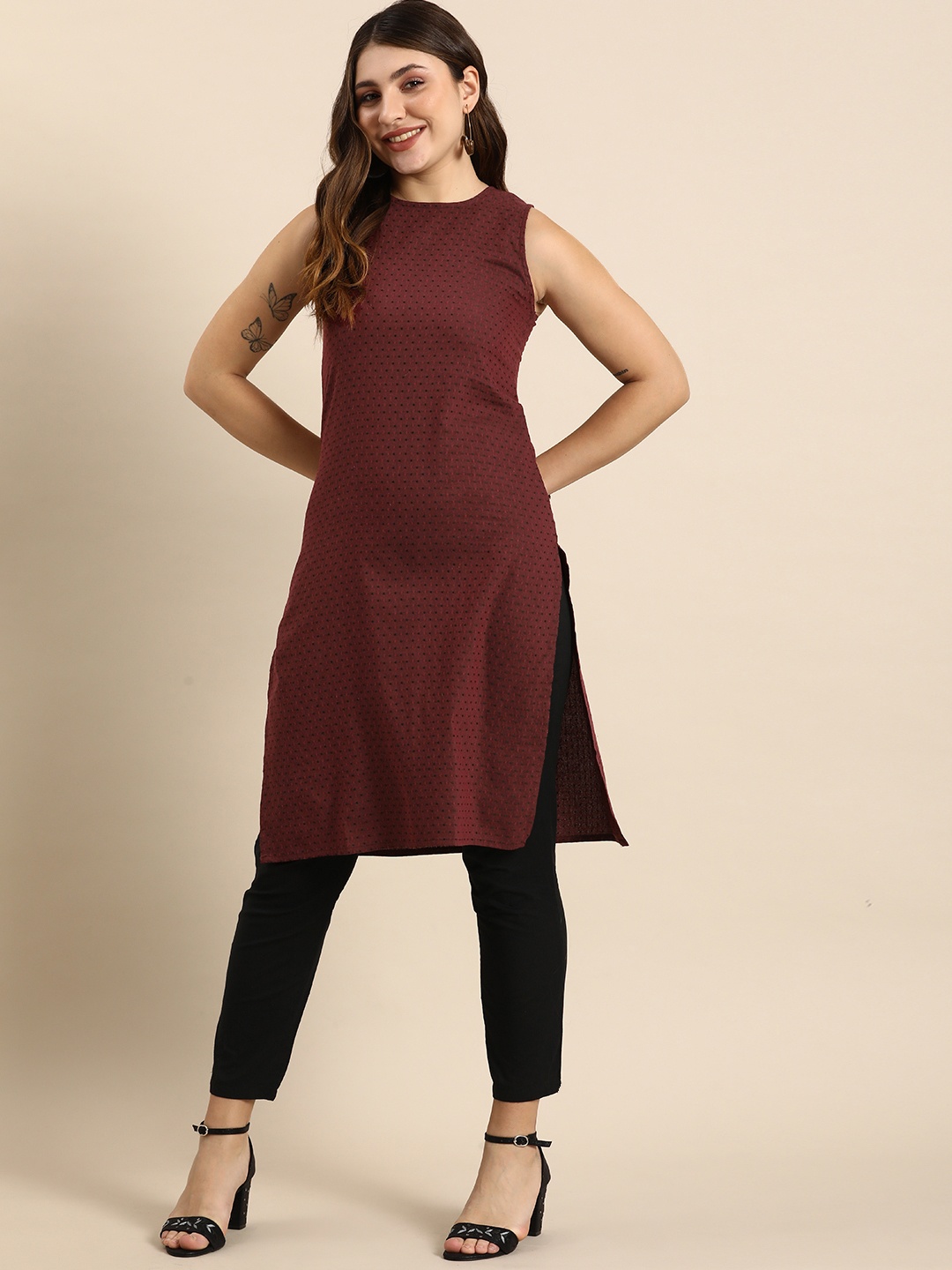 

Anouk Round Neck Woven Design Kurta, Maroon