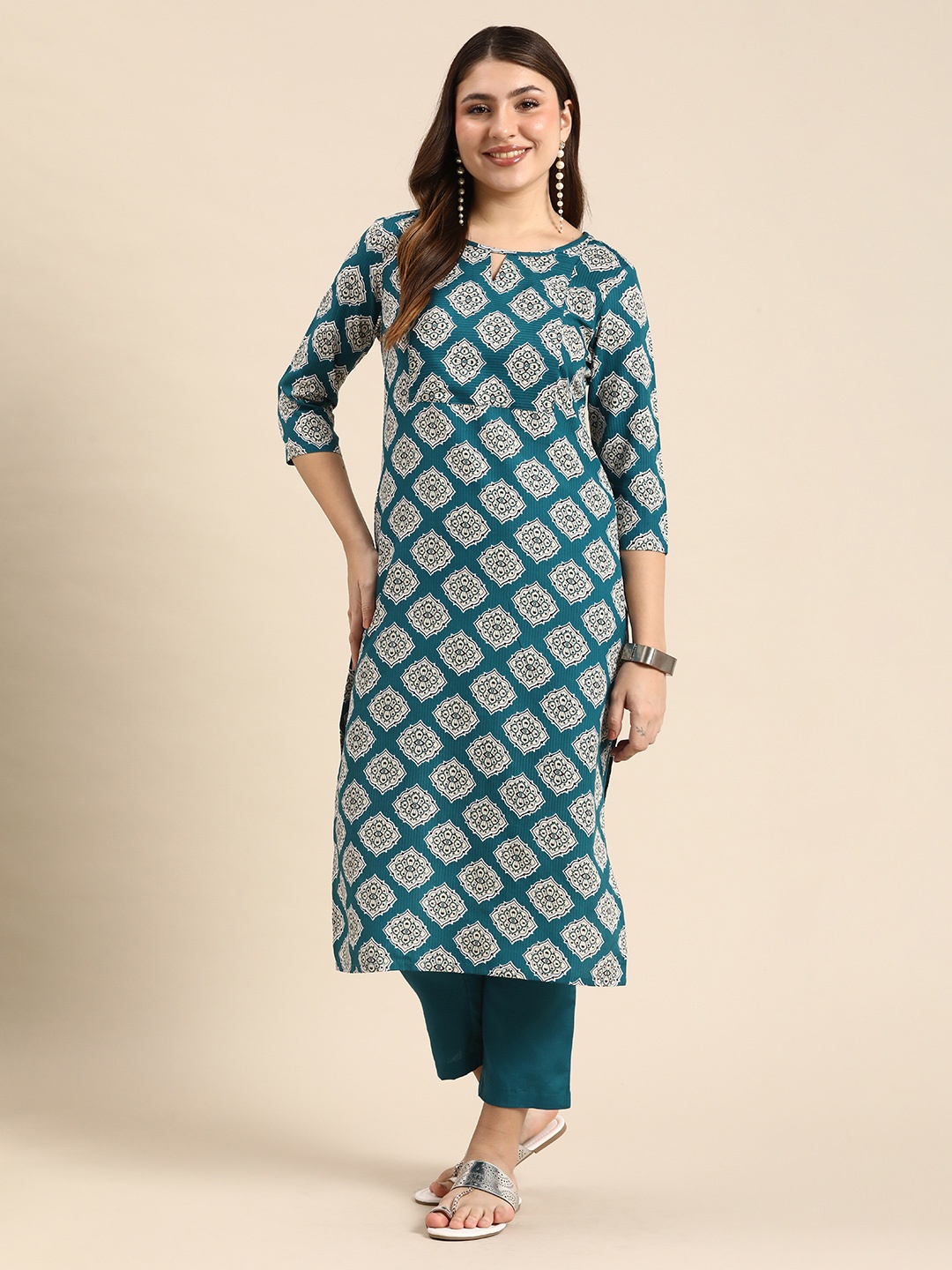 

Anouk Ethnic Motifs Printed Regular Kurta with Trousers, Teal