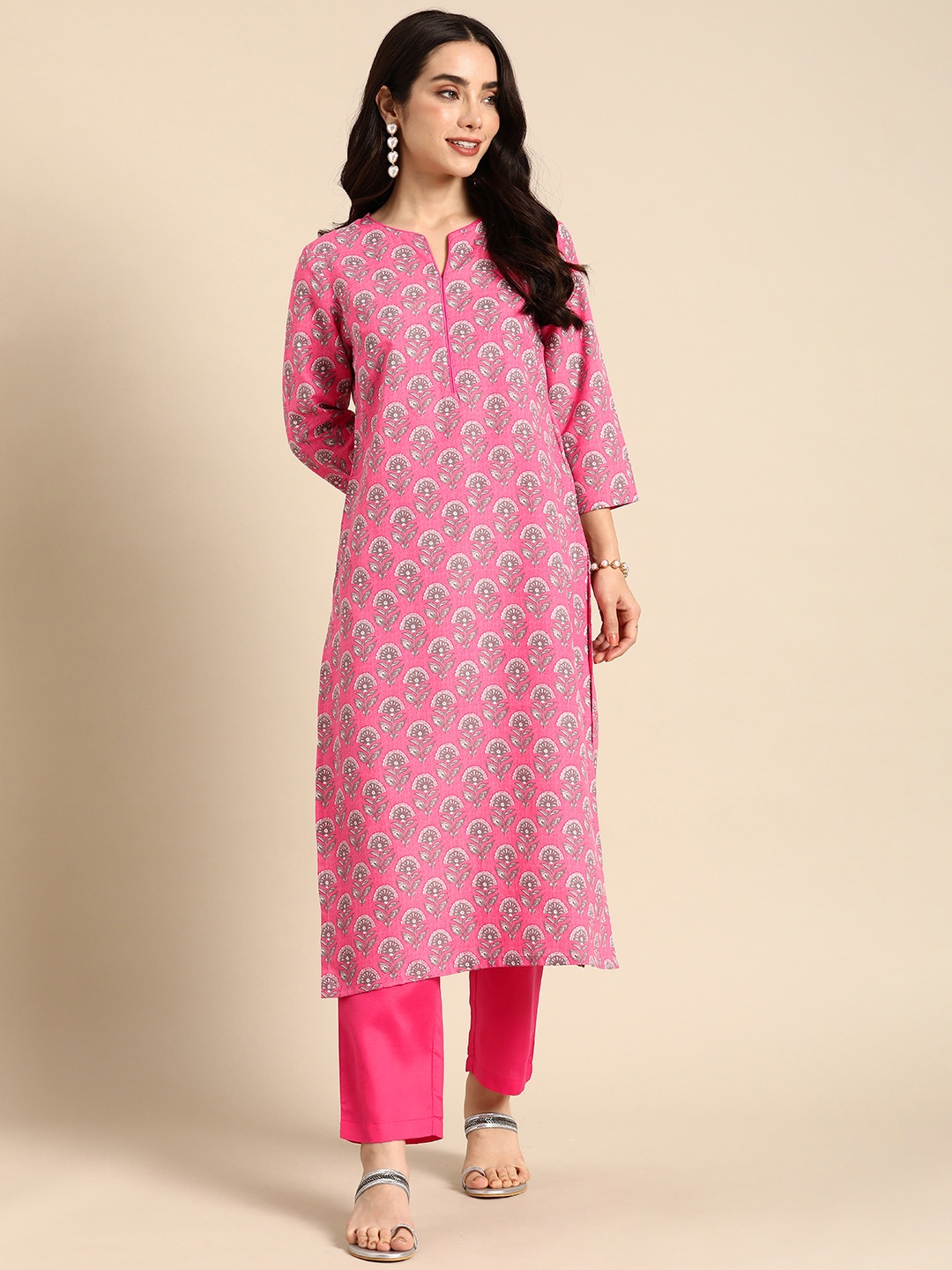 

Anouk Ethnic Motifs Printed Straight Kurta with Trousers, Pink