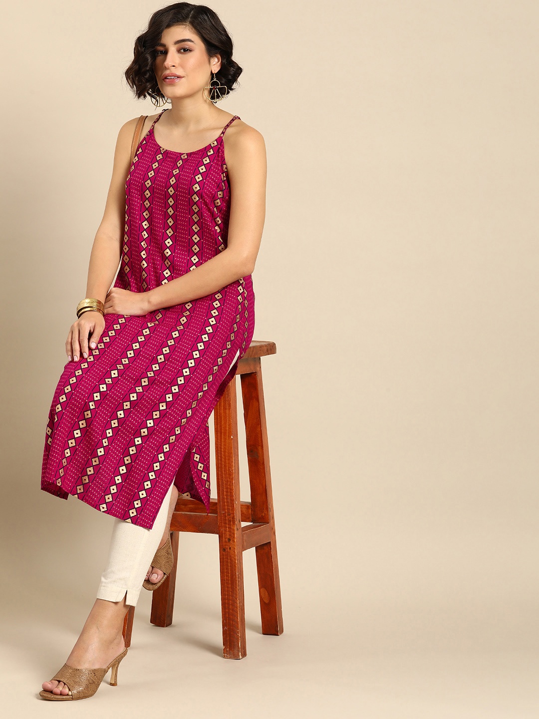 

Anouk Shoulder Straps Geometric Printed Pure Cotton Kurta, Magenta