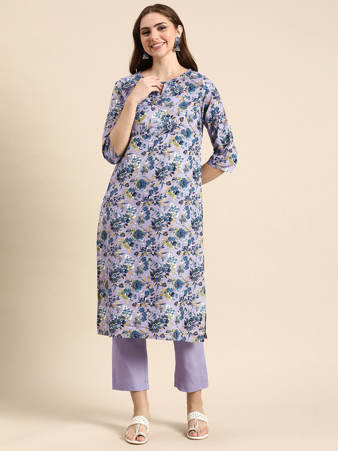 

Anouk Women Floral Printed Regular Kurta With Trousers, Lavender