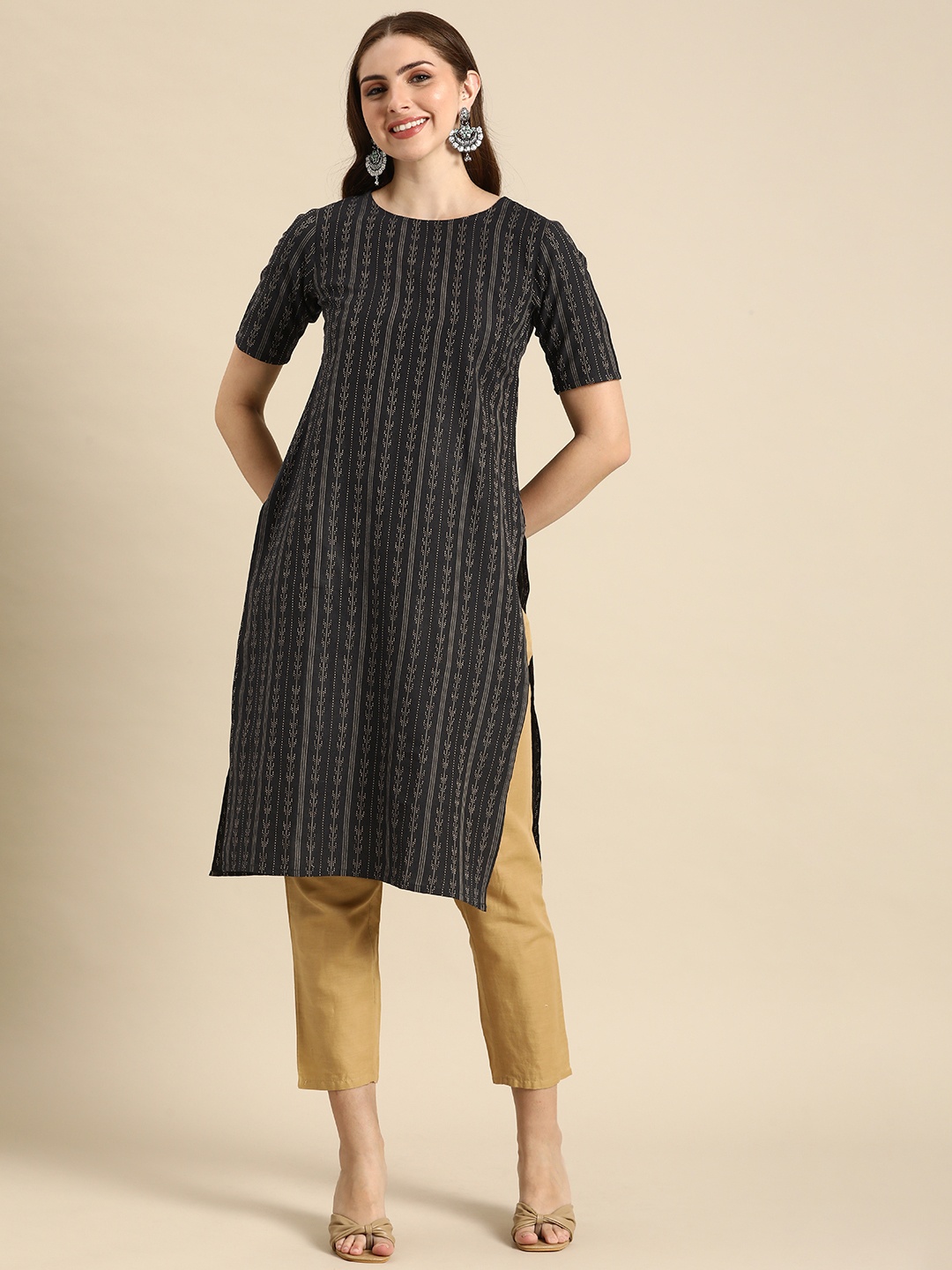 

Anouk Woven Design Thread Work High Slit Straight Kurta, Black