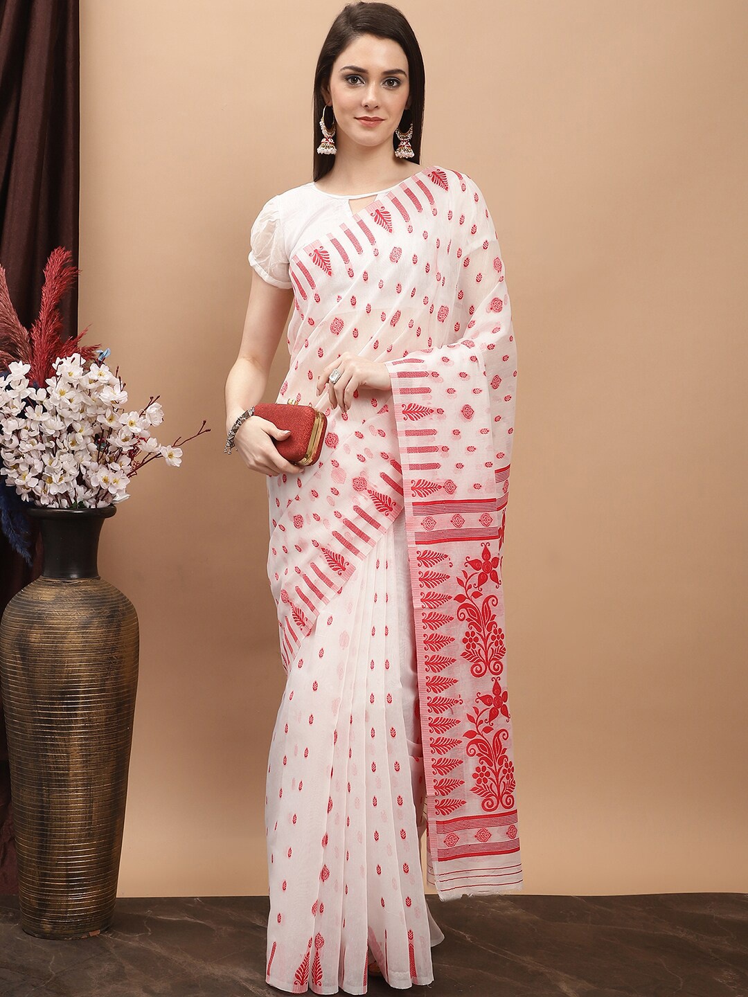 

KALINI Woven Design Pure Cotton Jamdani Saree, White