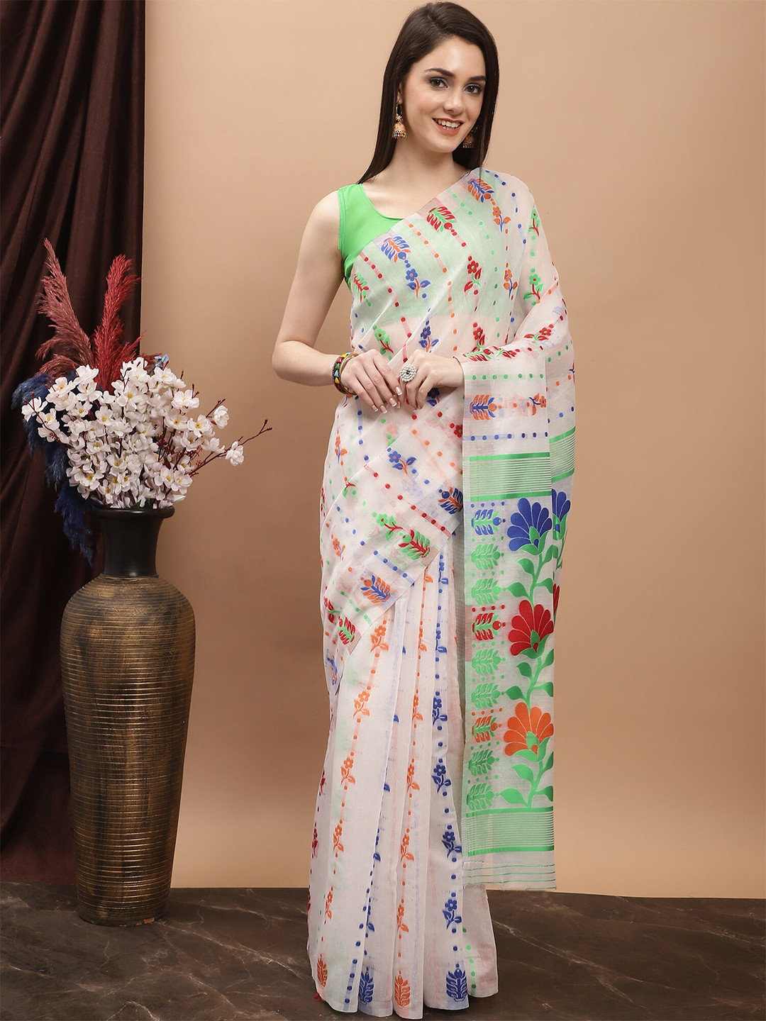 

KALINI Ethnic Motif Pure Cotton Jamdani Saree, White