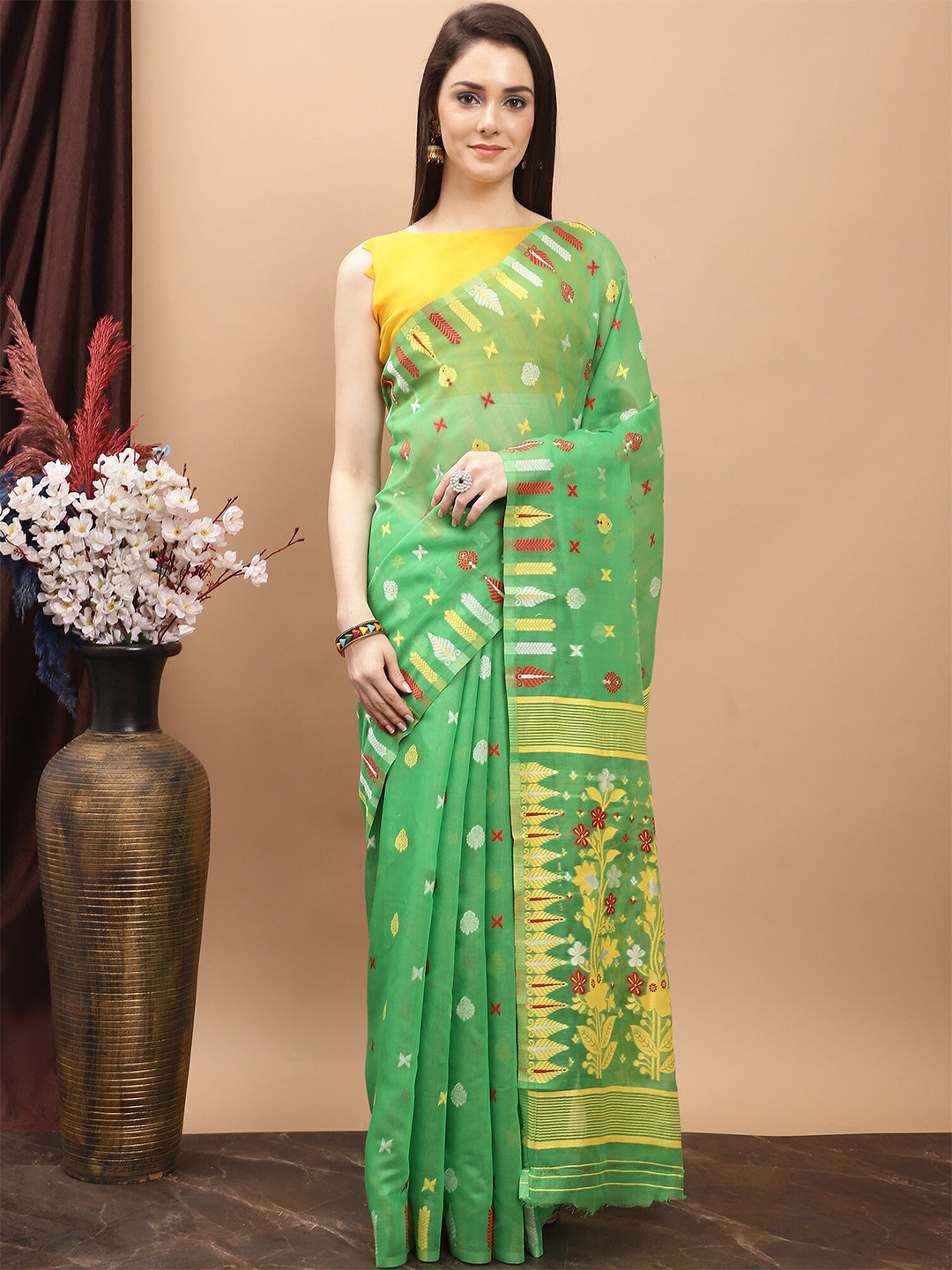 

KALINI Woven Design Pure Cotton Jamdani Saree, Green