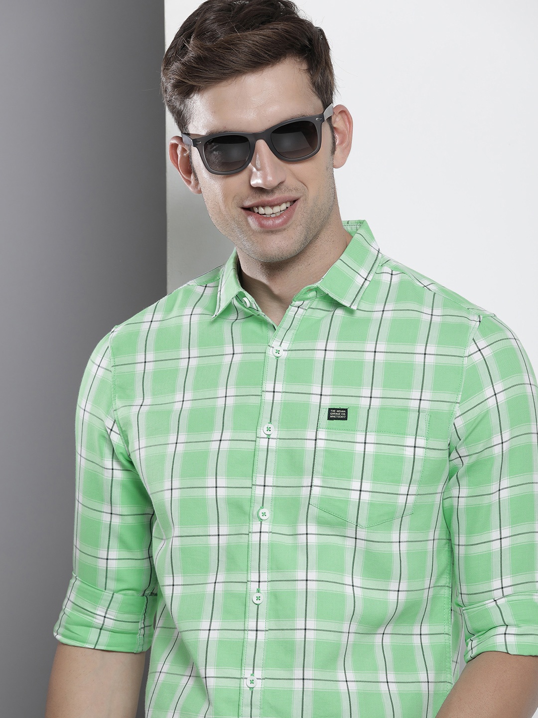 

The Indian Garage Co Men Slim Fit Opaque Checked Casual Shirt, Green