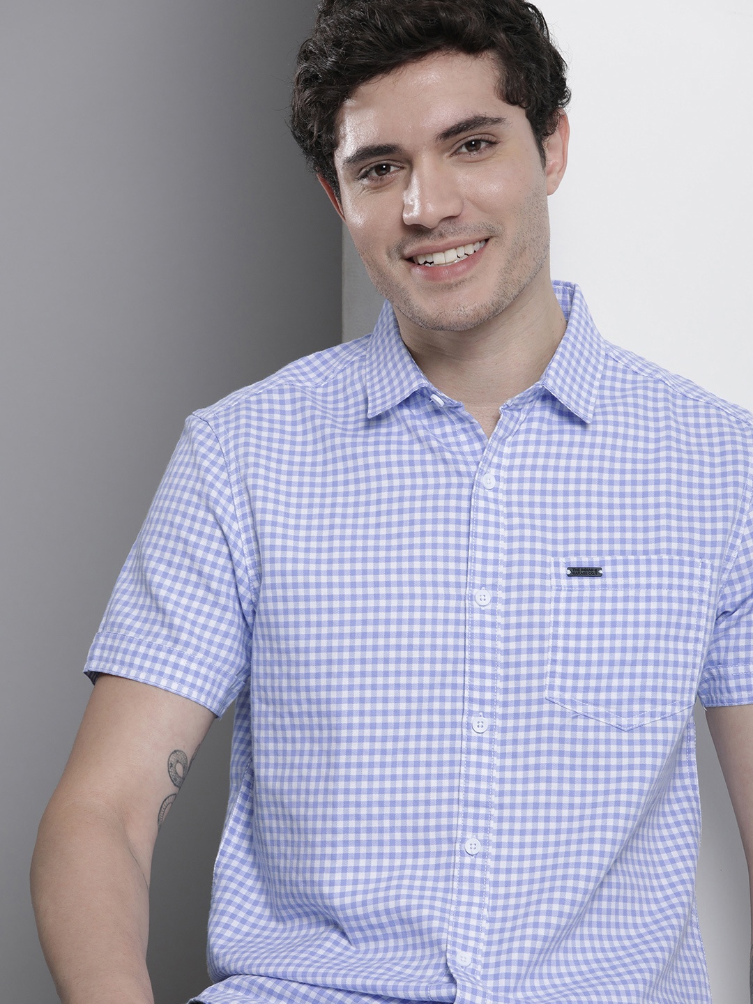 

The Indian Garage Co Men Slim Fit Gingham Checks Opaque Casual Shirt, Violet