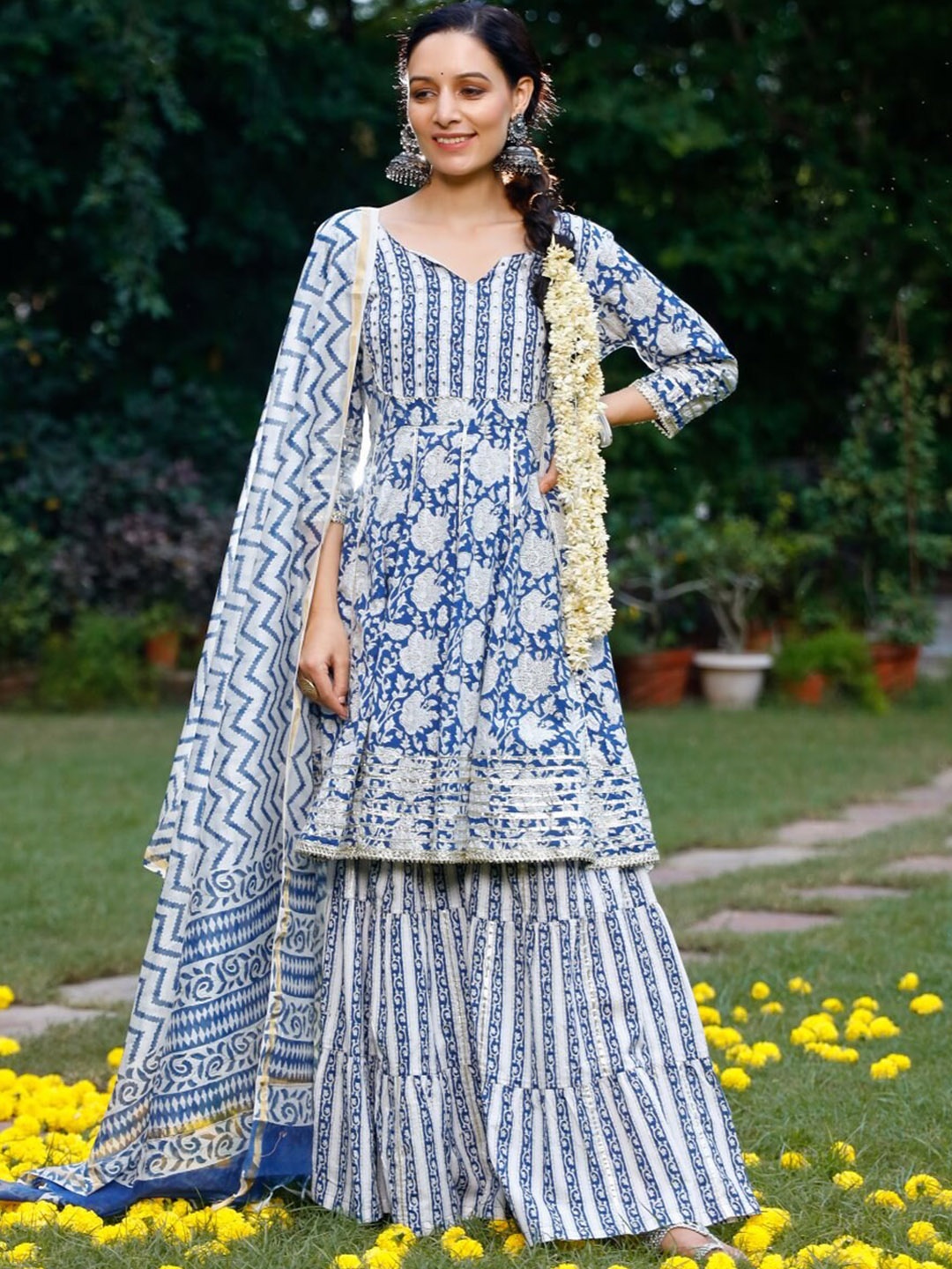 

PHEETA Floral Printed Gotta Patti Pure Cotton Kurta & Sharara With Dupatta, White