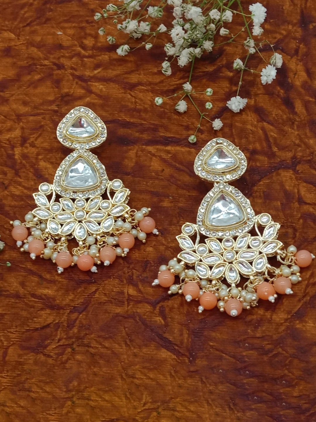 

AASHISH IMITATION Gold-Plated Kundan Studded Floral Shaped Drop Earrings