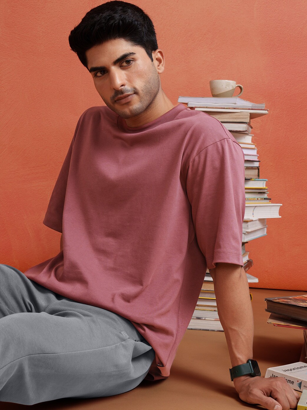 

DAMENSCH Drop-Shoulder Sleeves High IQ Dyes Cotton Oversized T-Shirt, Magenta