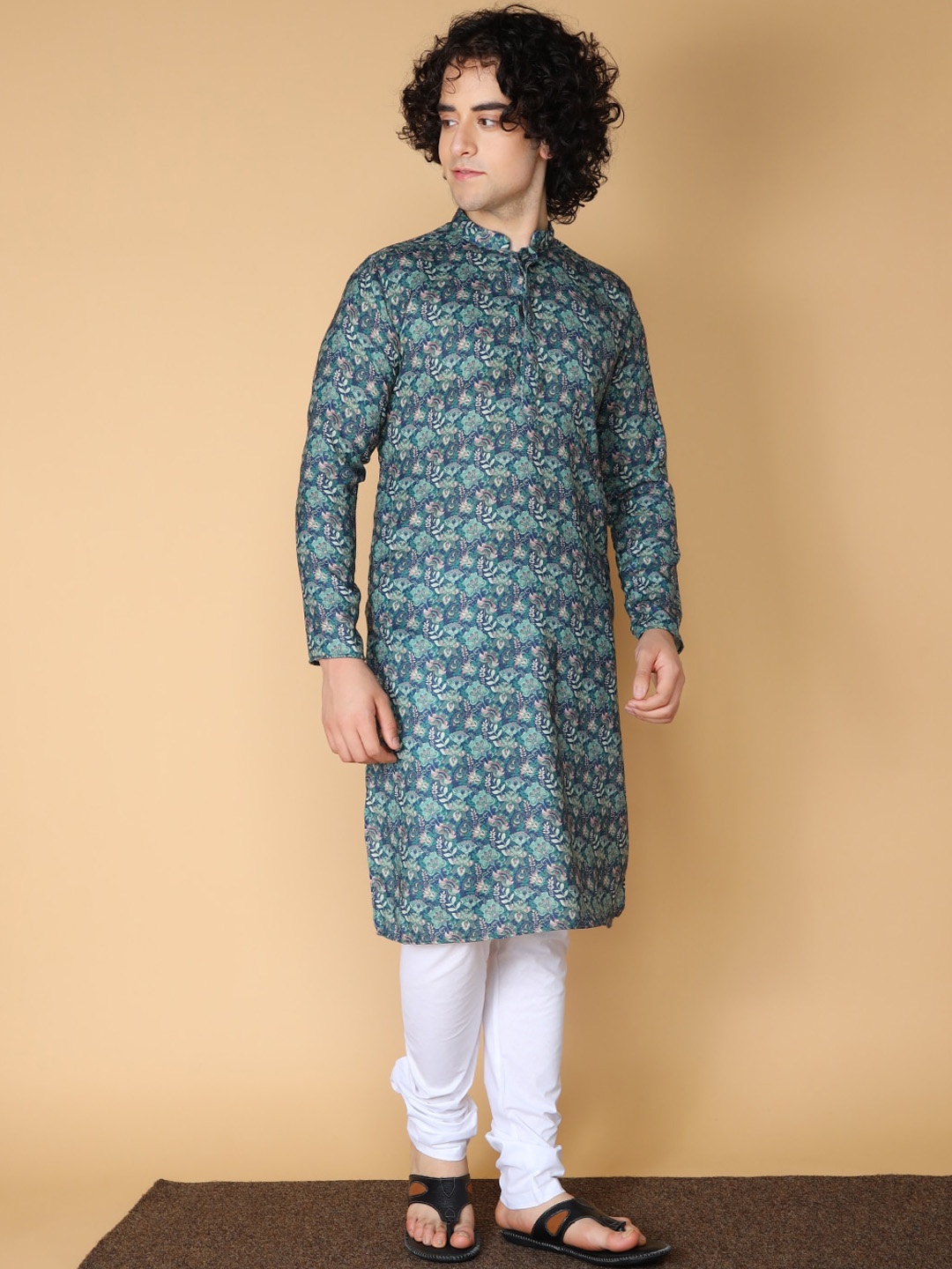 

NAMASKAR Men Navy Blue Floral Printed Regular Kurta with Churidar